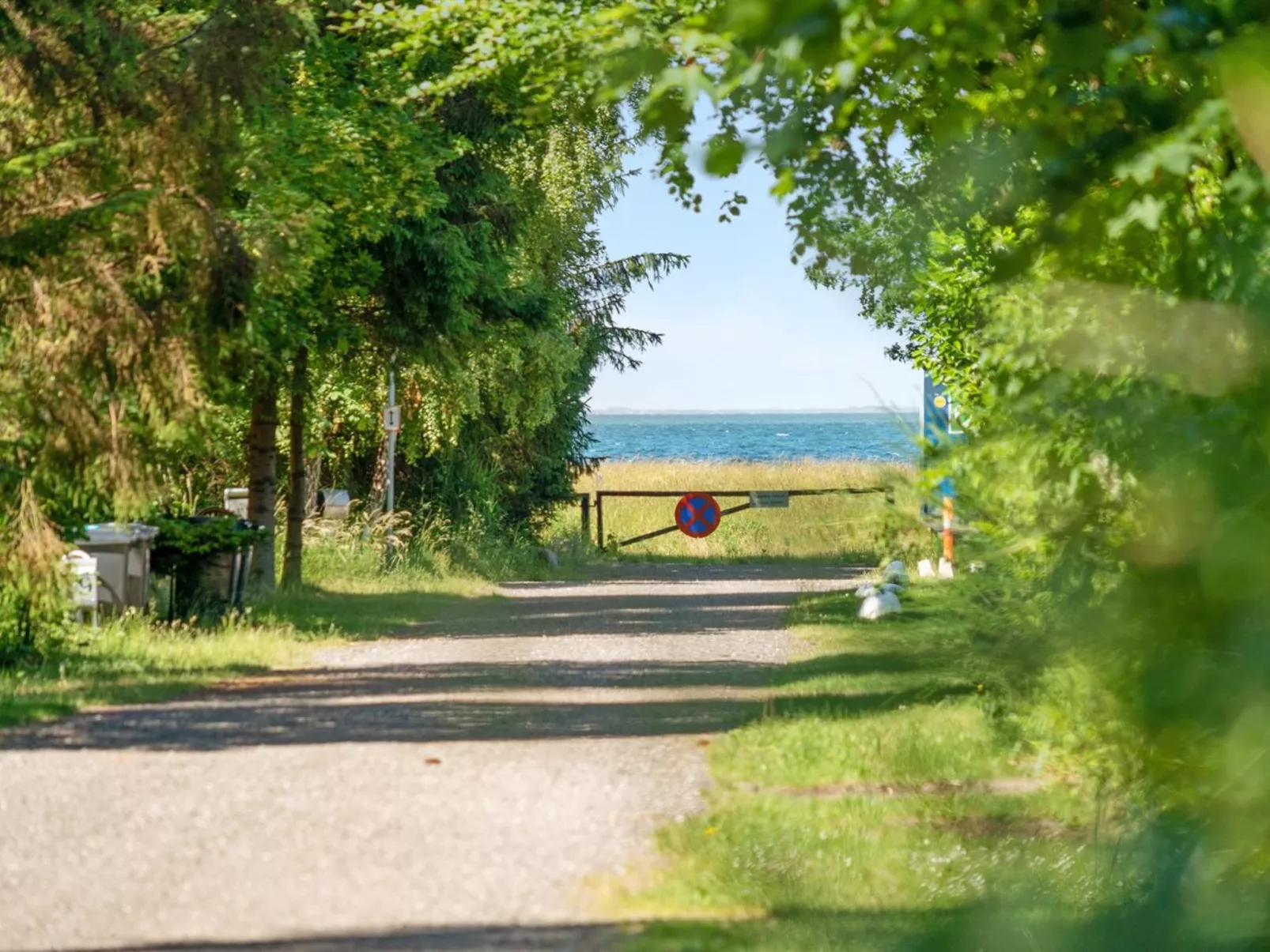 "Tannie" - 300m from the sea-Buiten