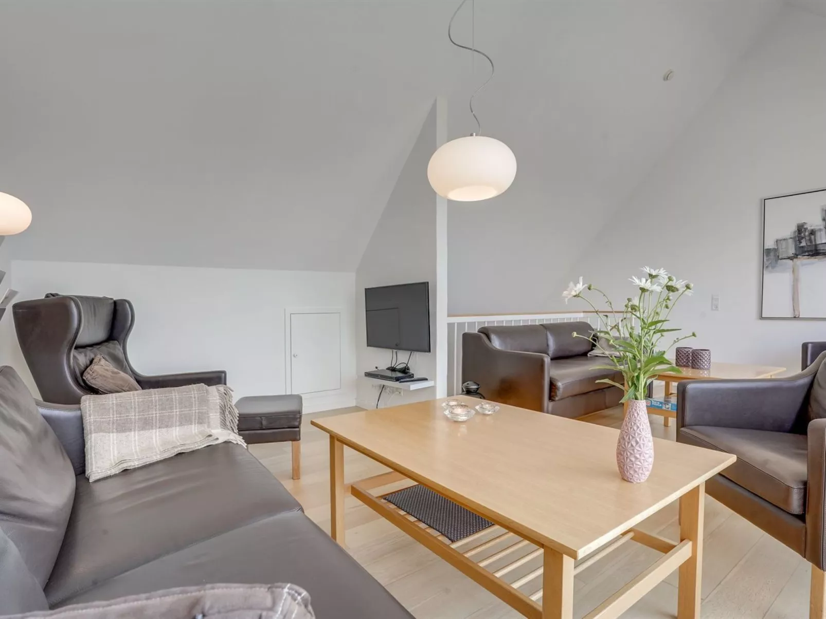 "Helgo" - 250m from the sea-Binnen