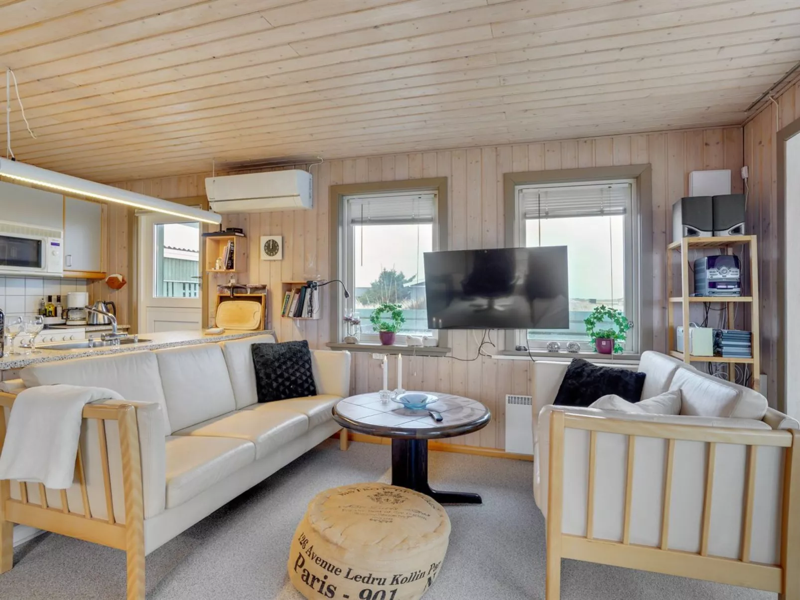 "Melanija" - 300m from the sea-Binnen