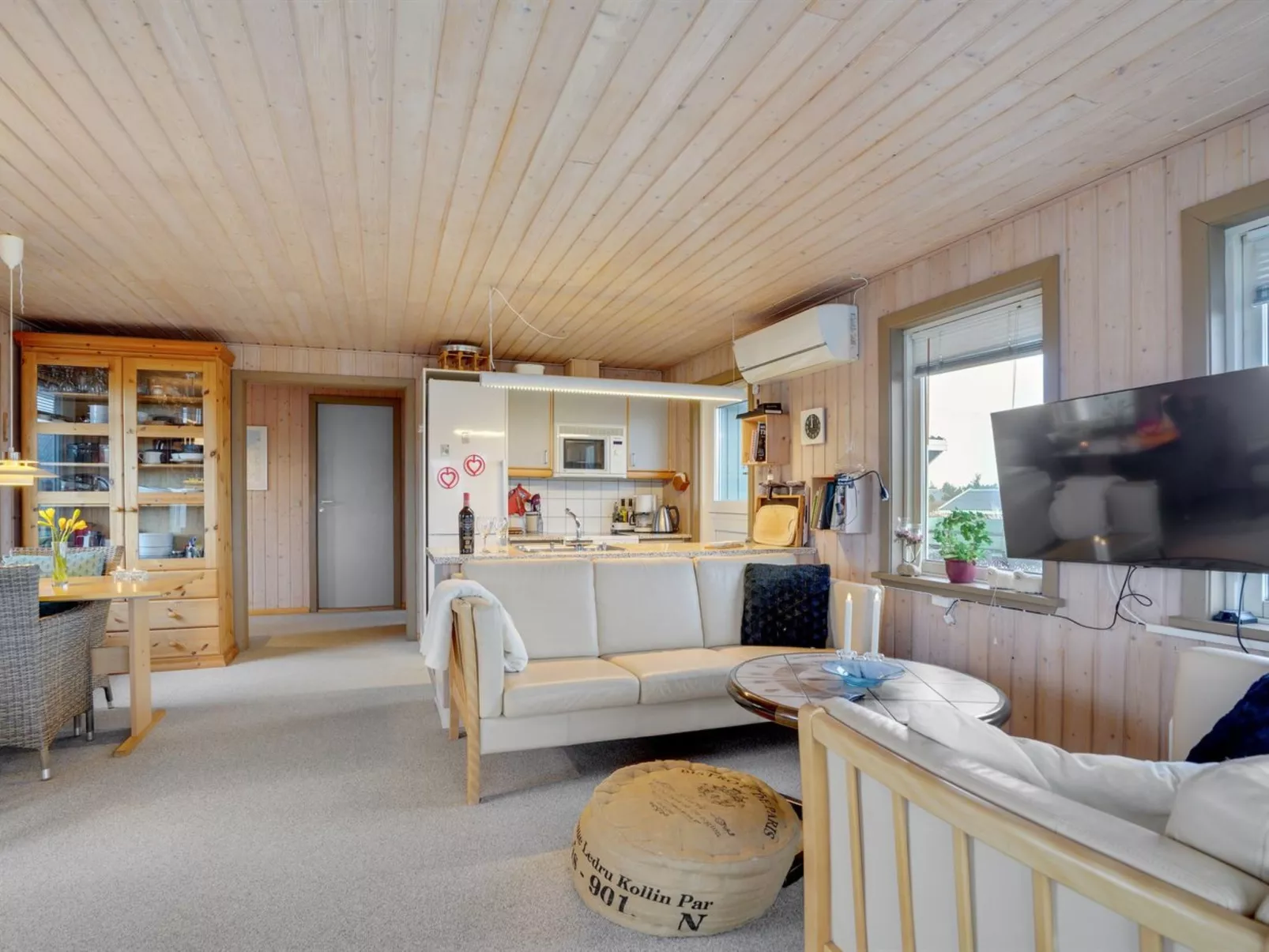 "Melanija" - 300m from the sea-Binnen