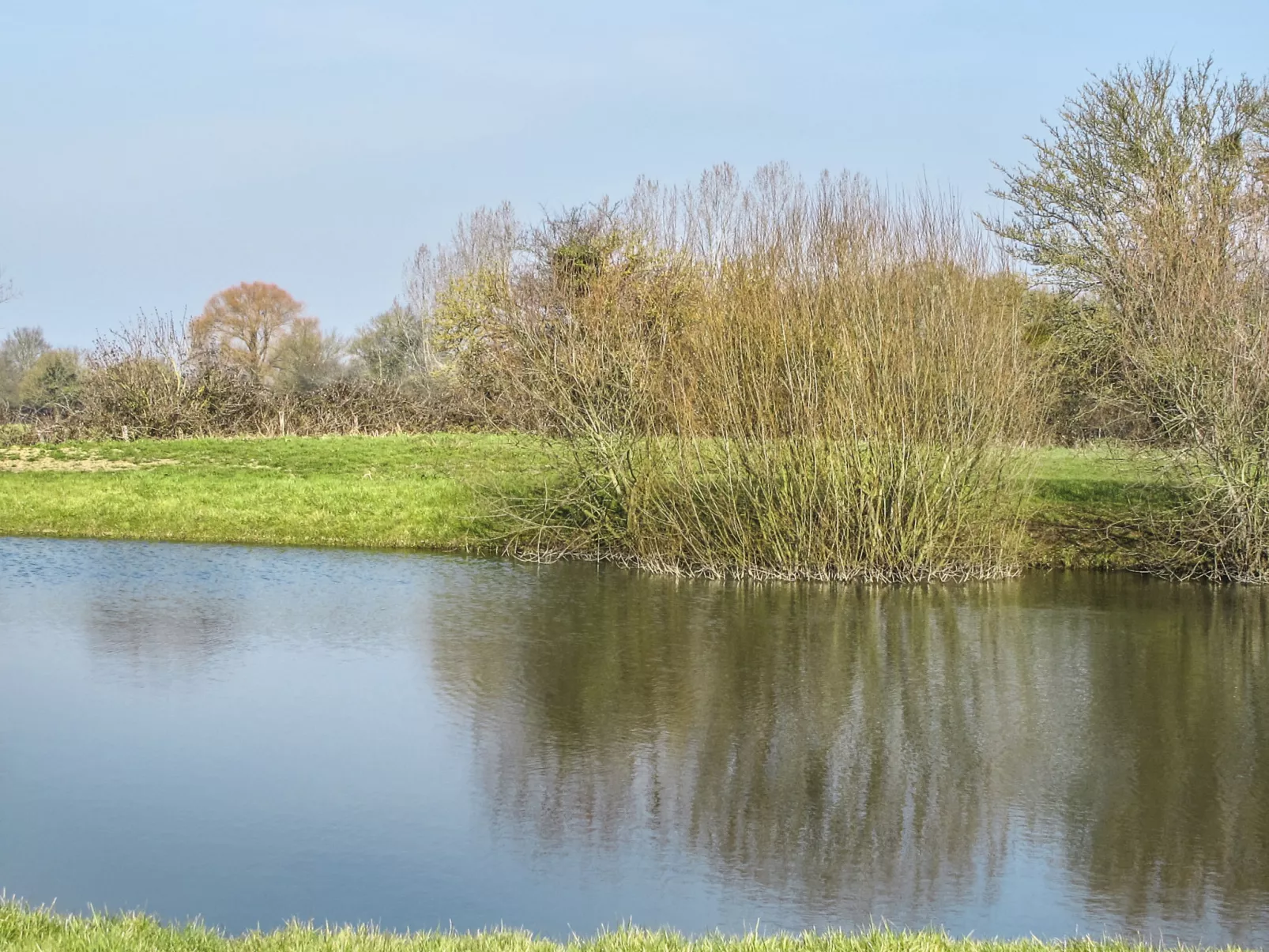 L´Etang-Buiten