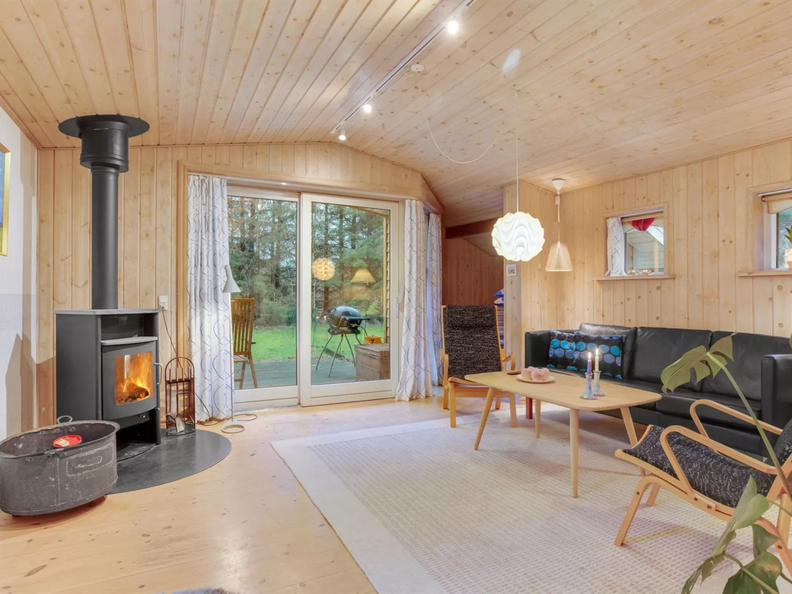 "Eljena" - 600m from the sea-Binnen