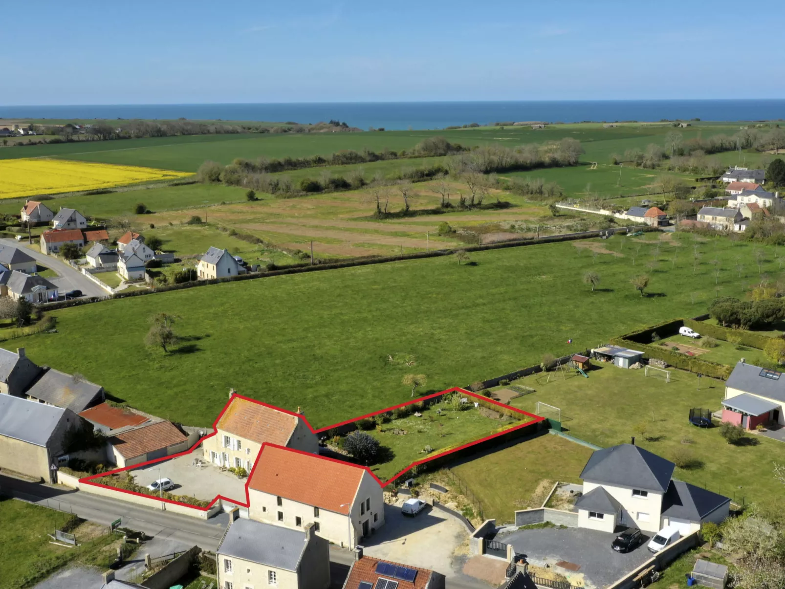 La Batterie-Buiten
