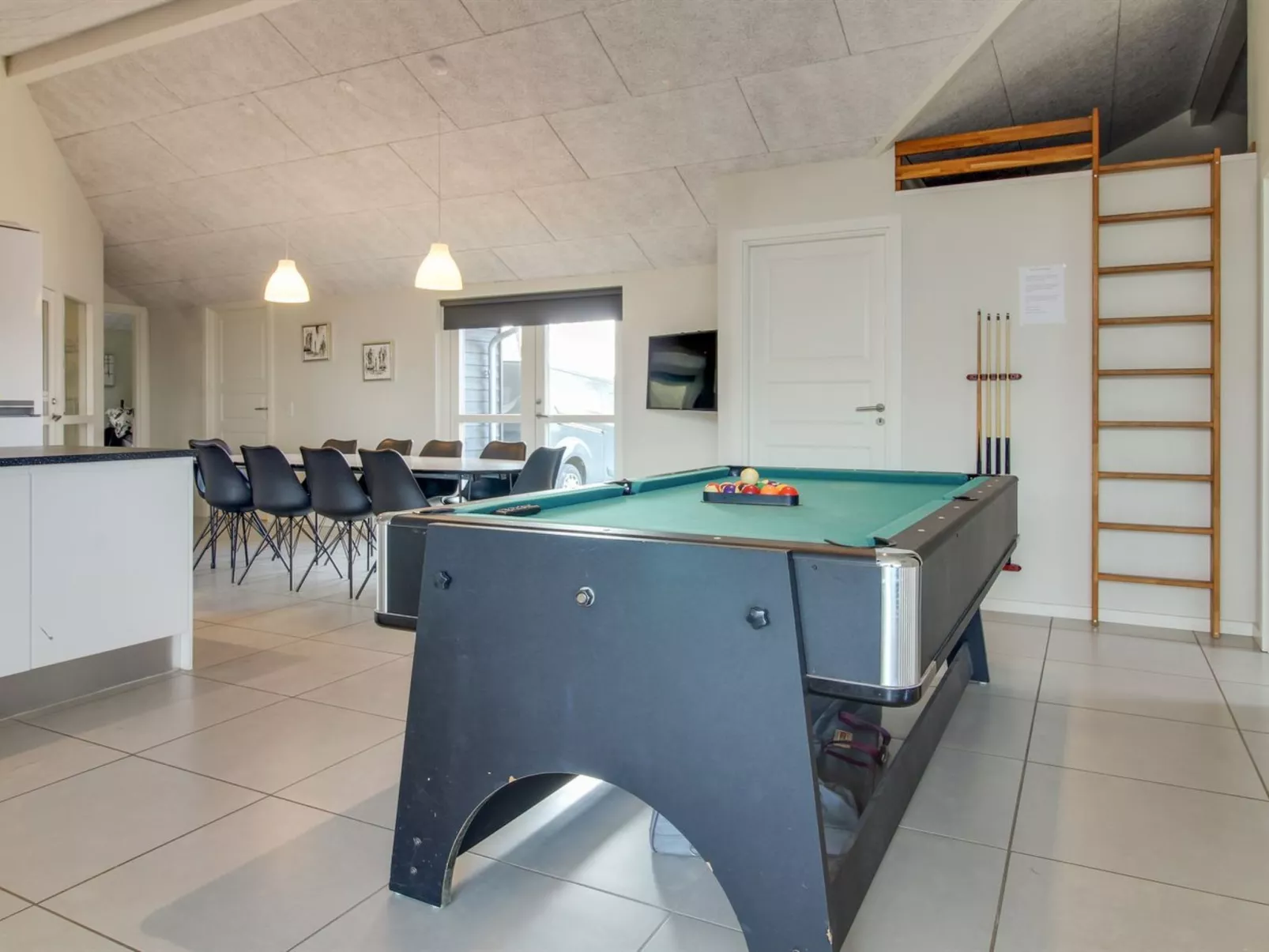 "Tenaya" - 200m from the sea-Buiten