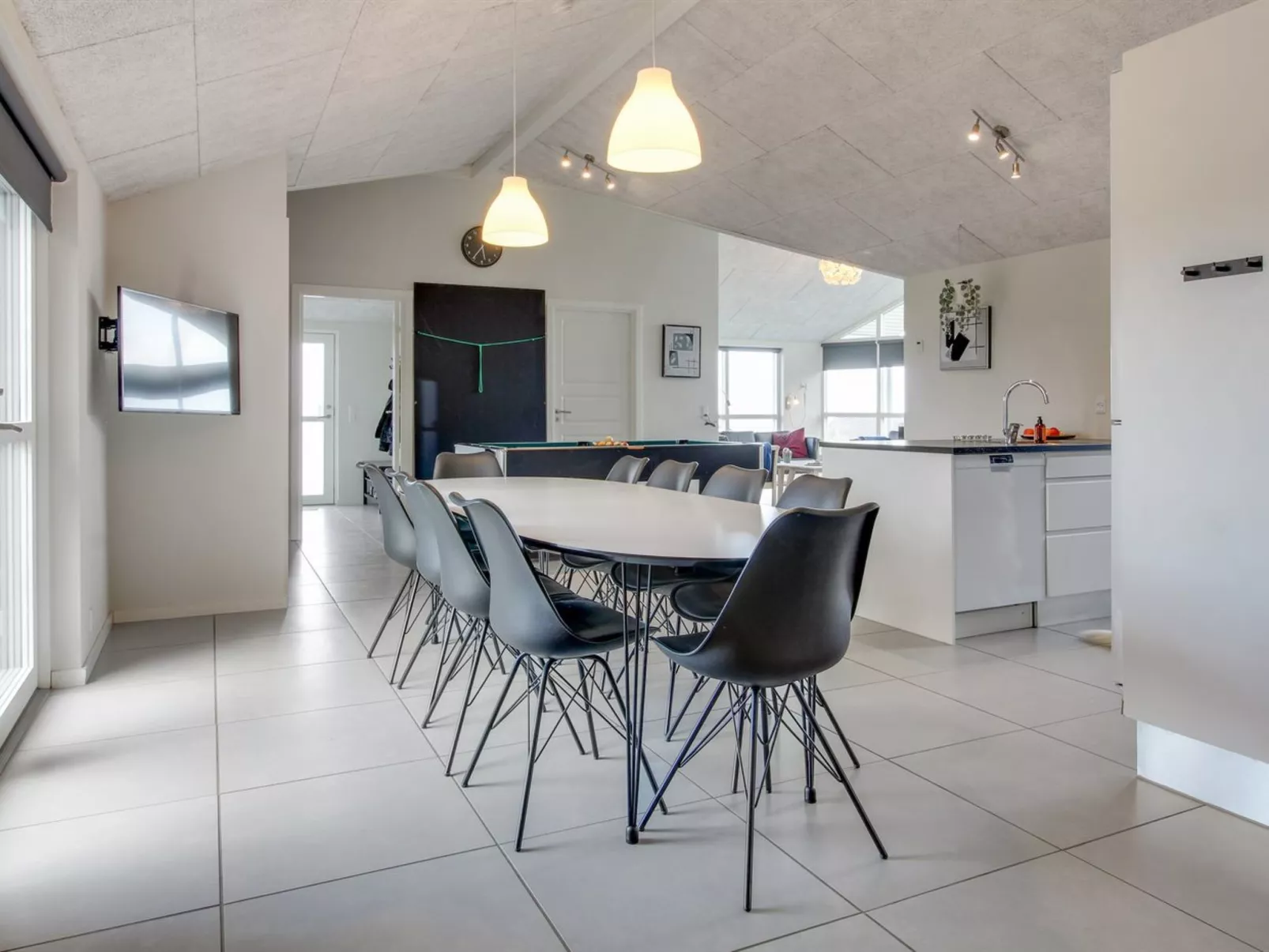 "Tenaya" - 200m from the sea-Binnen