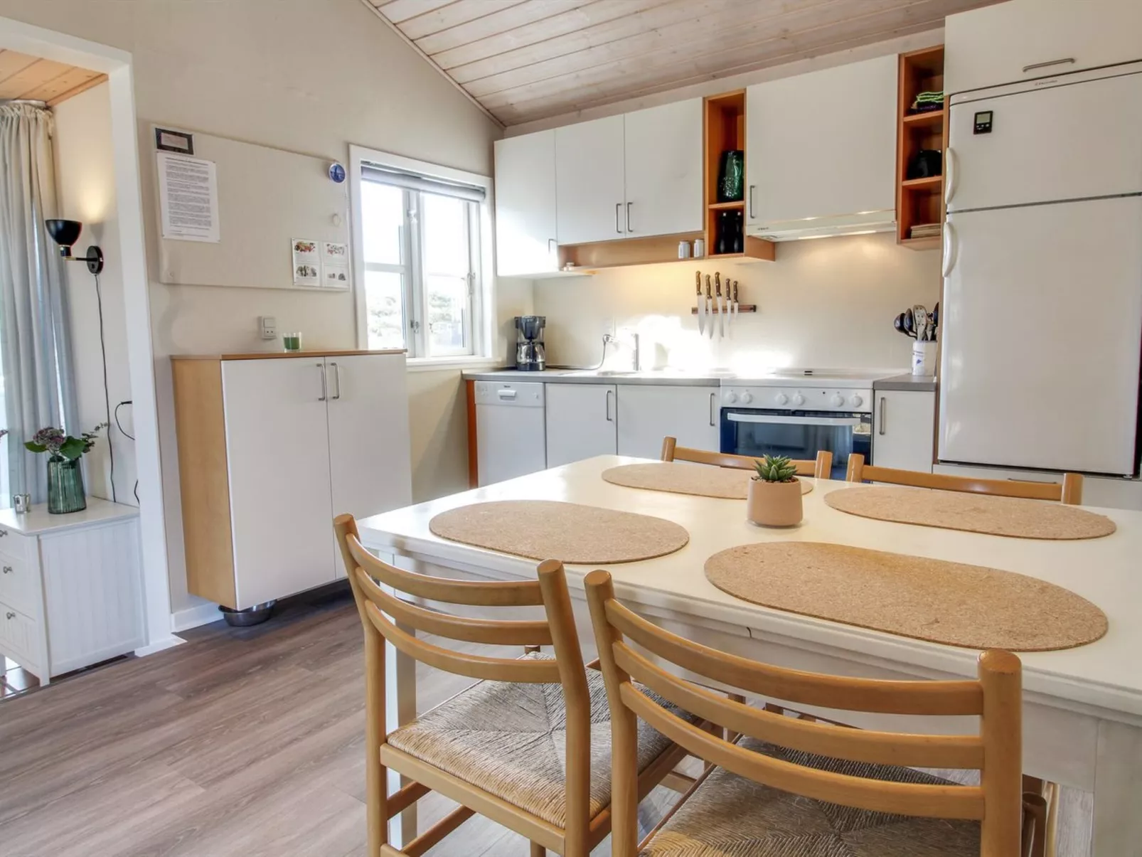 "Eulalia" - 1km from the sea in Western Jutland-Binnen