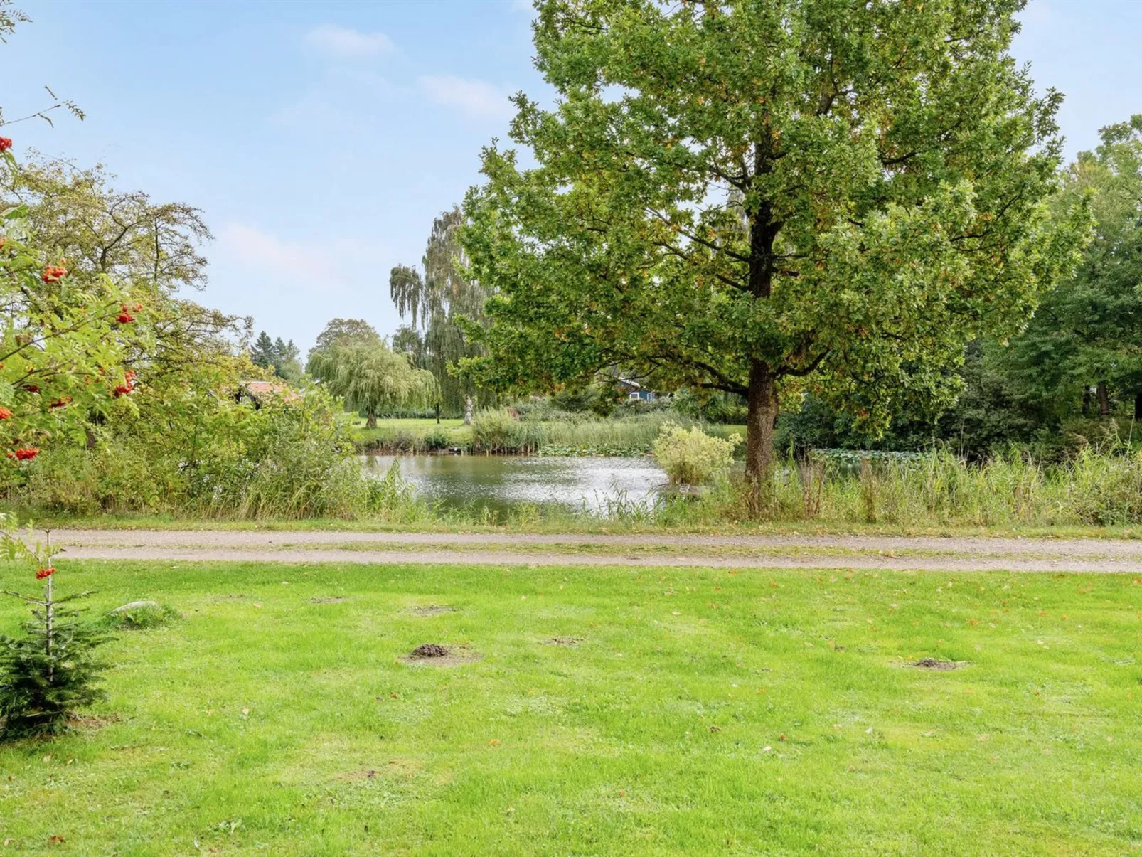 "Aksa" - 400m from the sea-Buiten