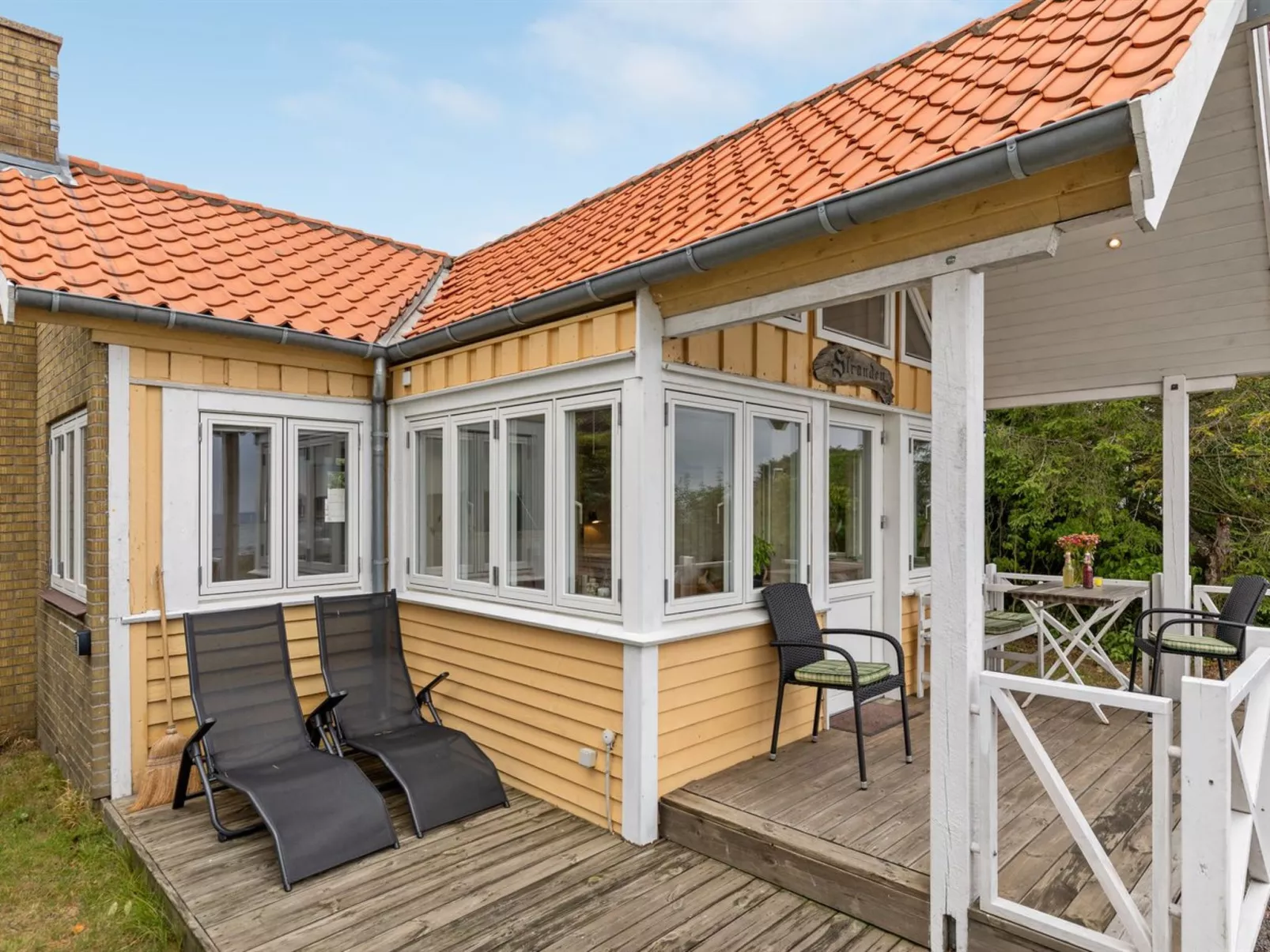 "Bilal" - 20m from the sea-Buiten