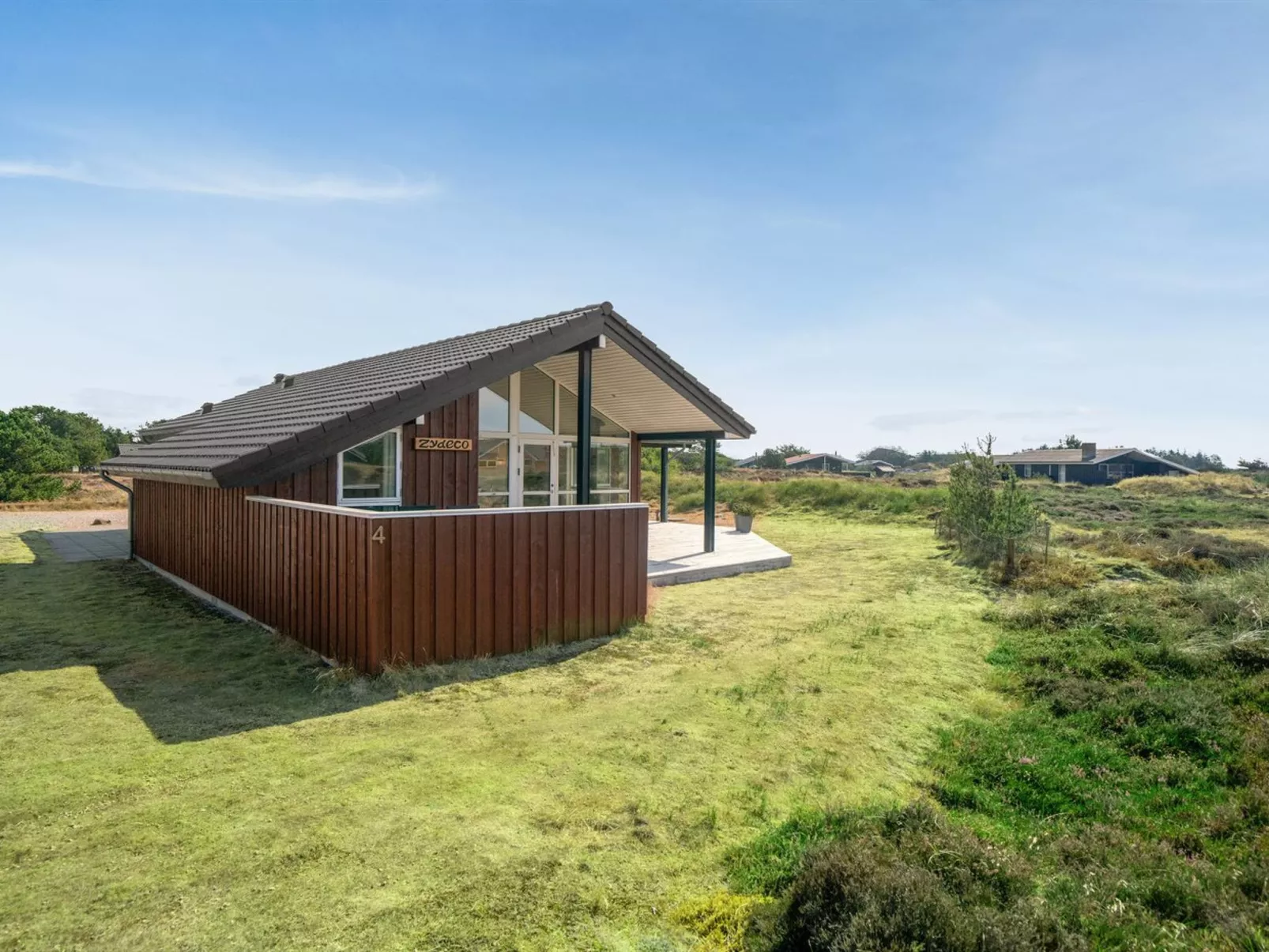 "Tiane" - 800m from the sea-Buiten