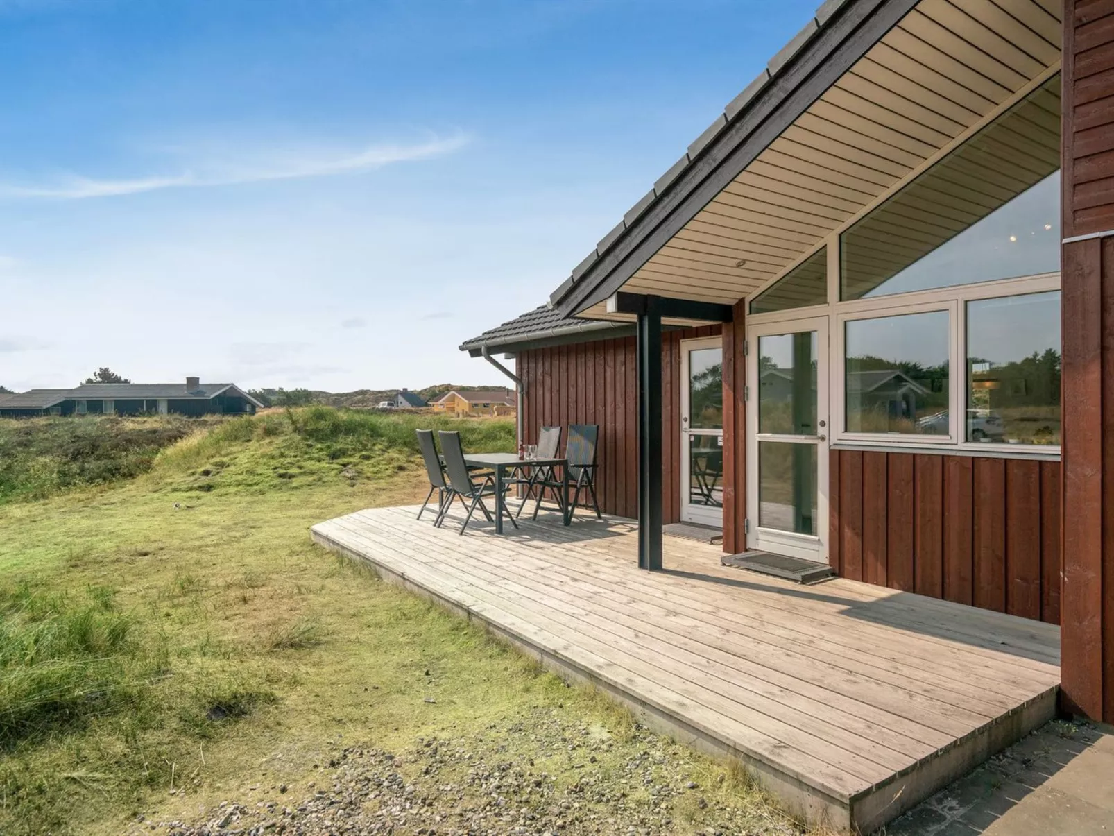 "Tiane" - 800m from the sea-Buiten