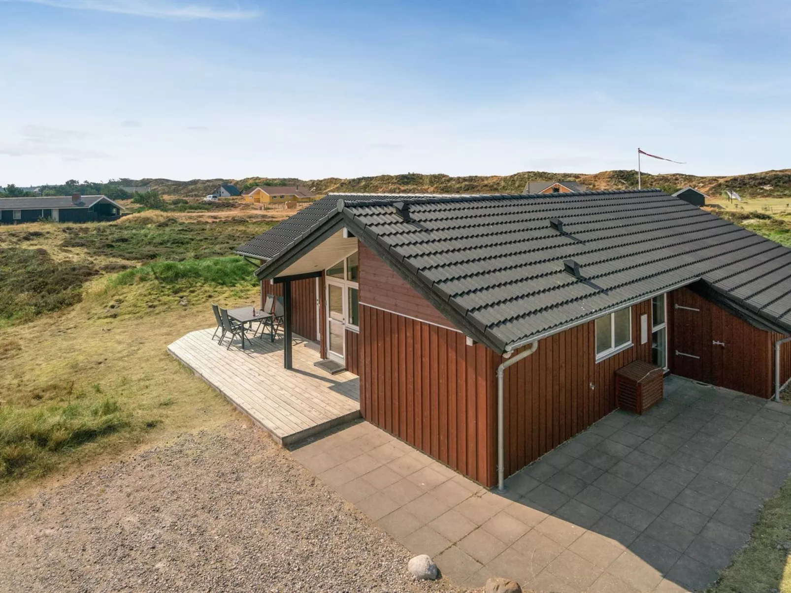 "Tiane" - 800m from the sea-Buiten