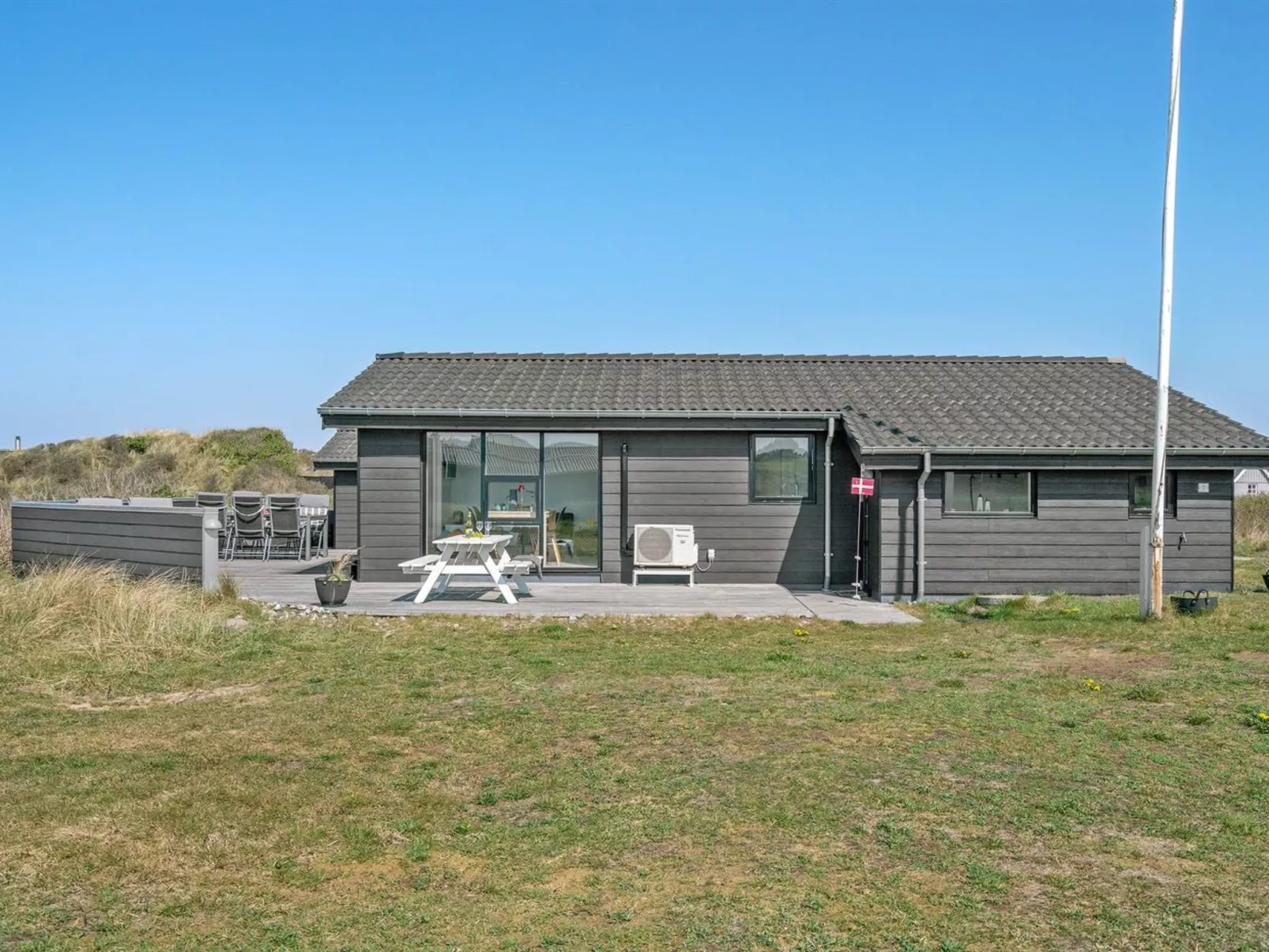 "Aviana" - 175m from the sea-Buiten