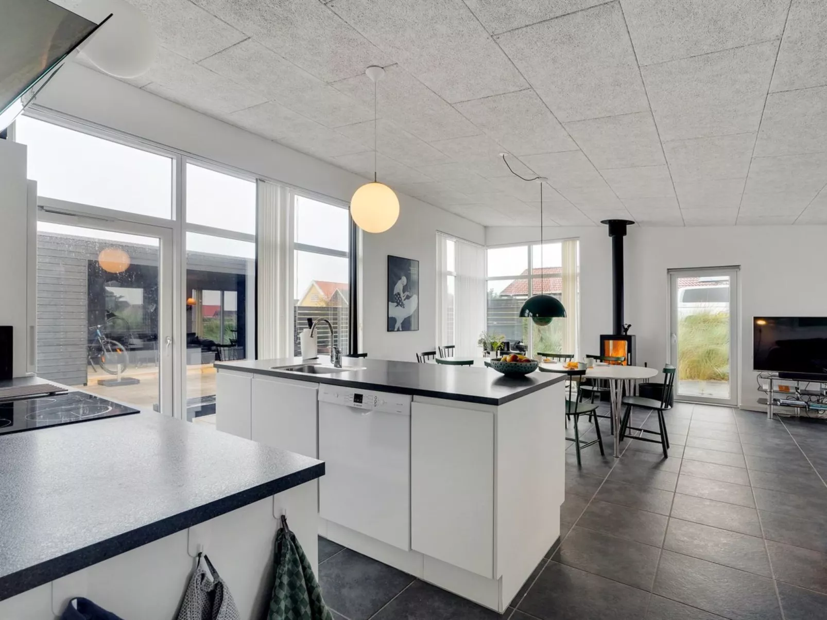 "Pontus" - 400m from the sea-Binnen