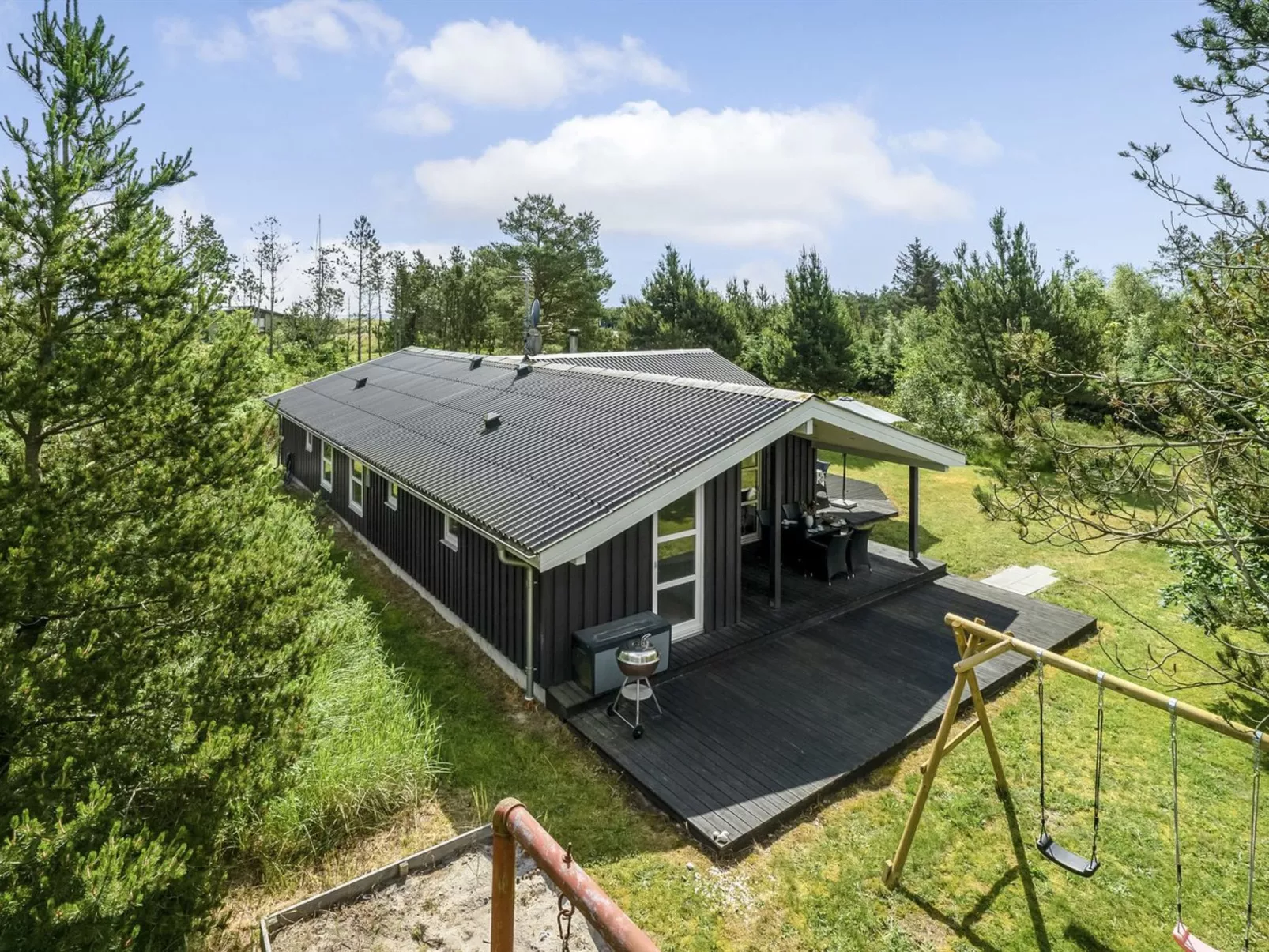 "Ajten" - 150m from the sea-Buiten