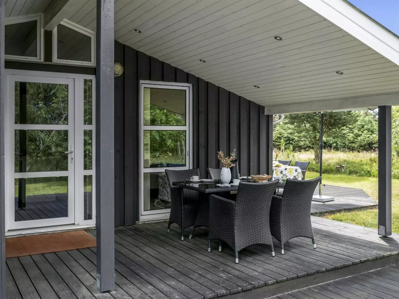 "Ajten" - 150m from the sea-Buiten