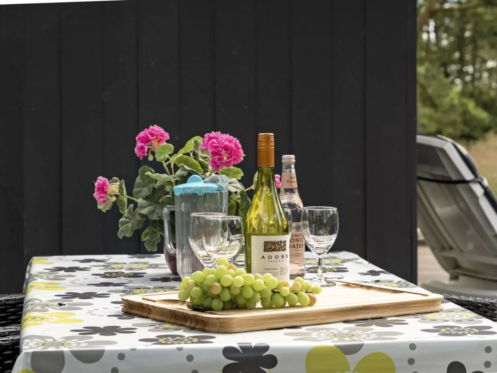 "Ajten" - 150m from the sea-Buiten