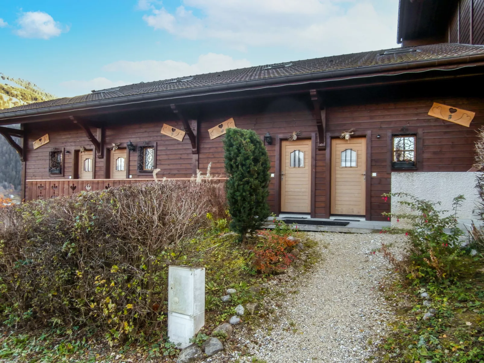 Le clos Alpin-Buiten