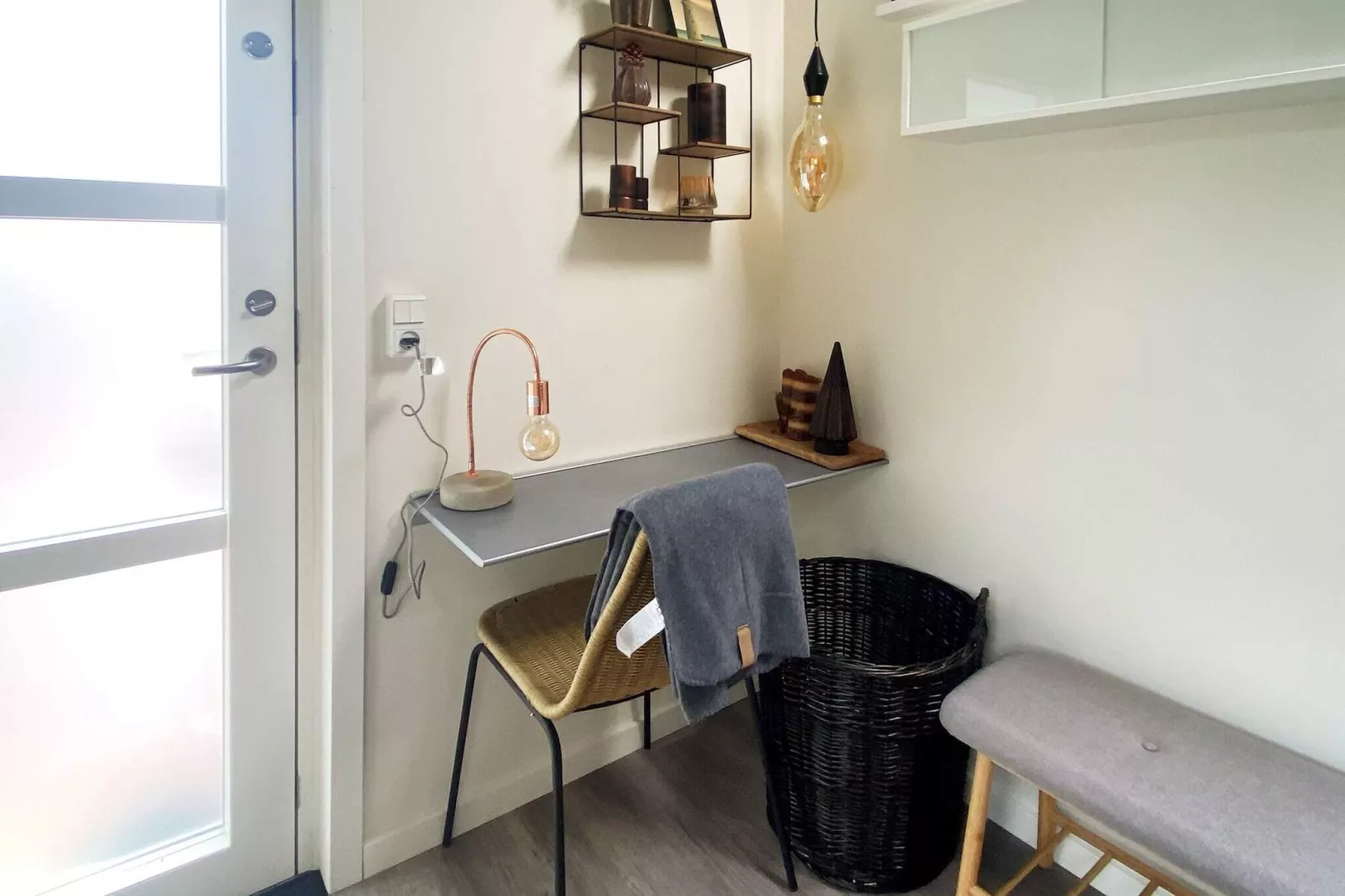 Authentieke vakantiewoning in Hemmet met serre-Binnen