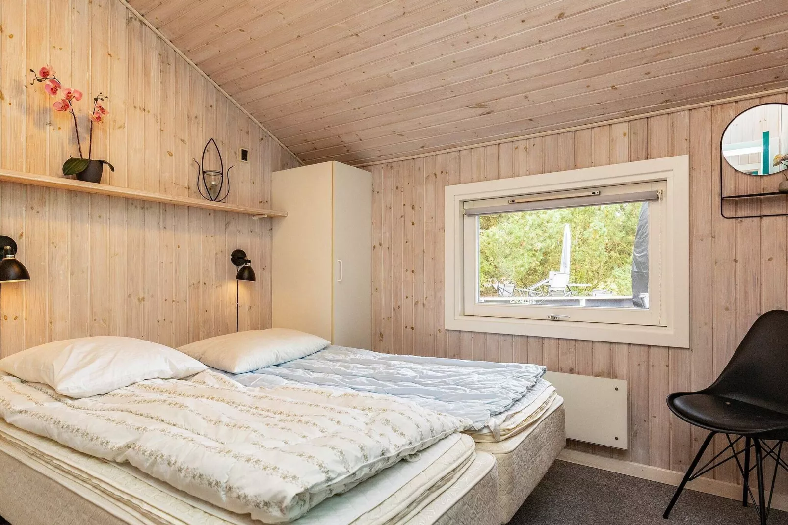 Comfortabel 8 persoons vakantiehuis in Humble met terras-Binnen