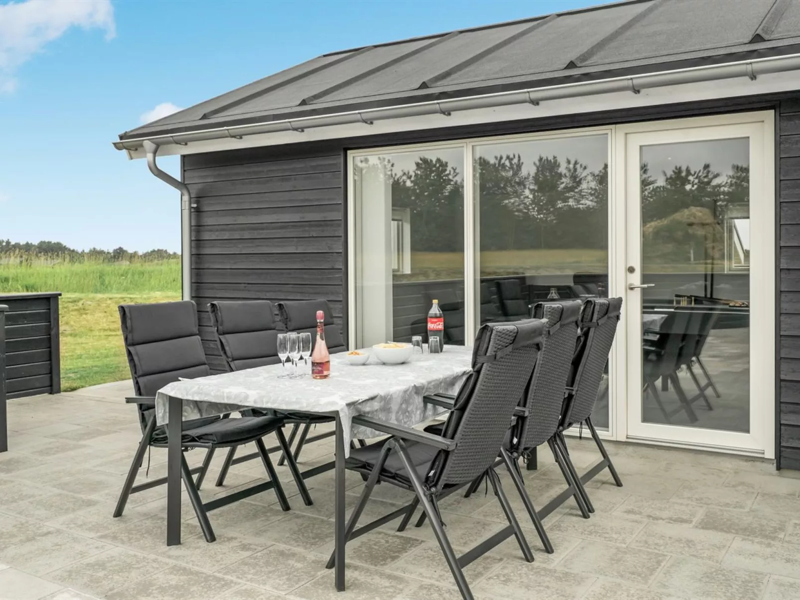"Fegge" - 1.5km from the sea-Buiten
