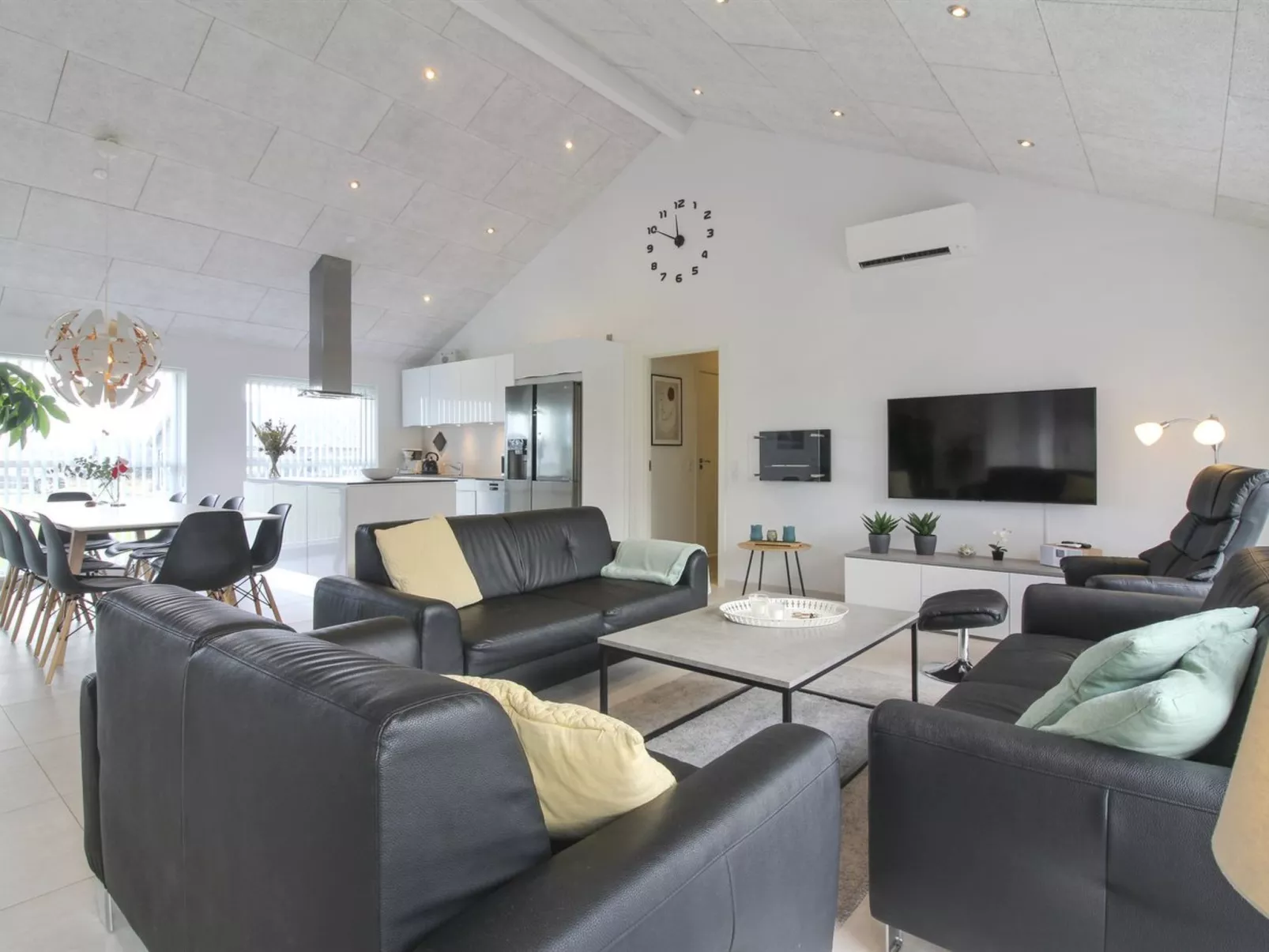 "Dwerg" - 1.5km from the sea-Binnen