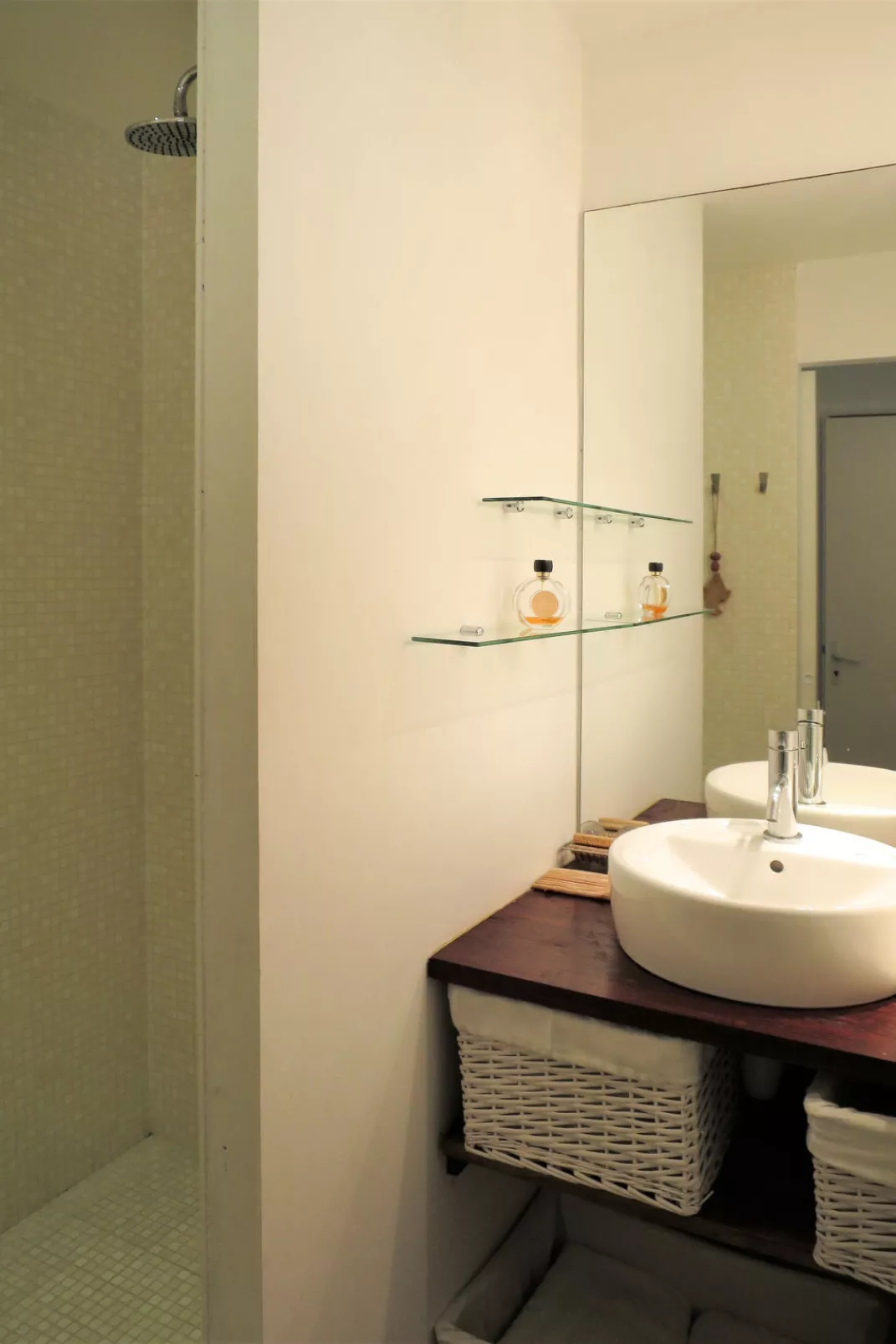 Les Bains Douche-Binnen