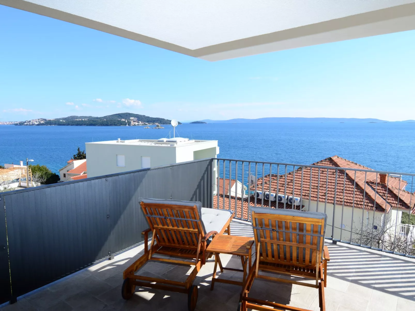 Viva-by the sea-panorama penthouse