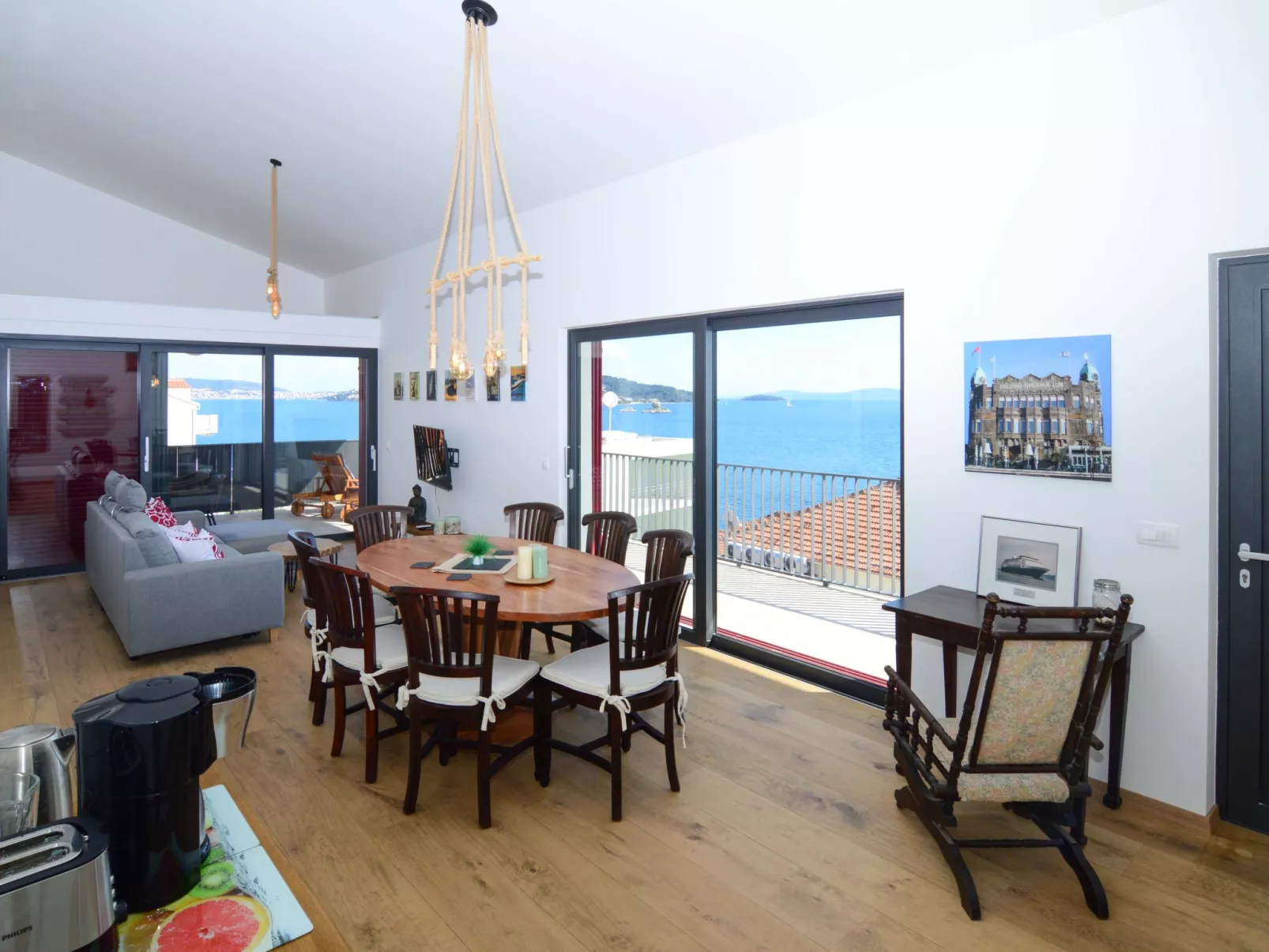 Viva-by the sea-panorama penthouse-Binnen