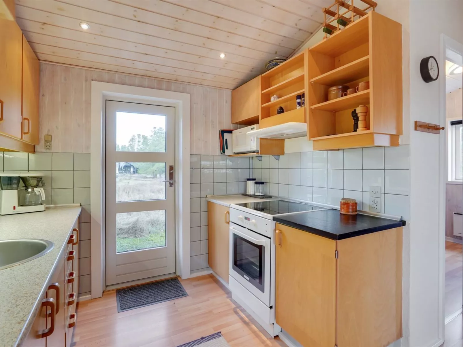 "Dietmar" - 2.8km from the sea-Buiten