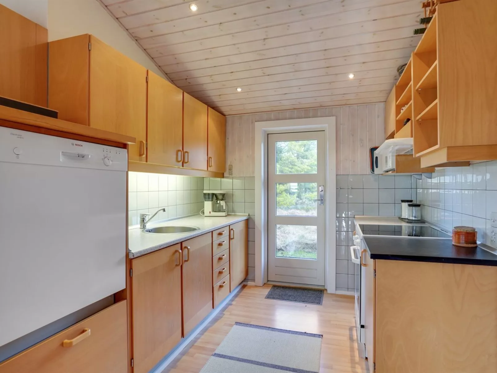 "Dietmar" - 2.8km from the sea-Buiten