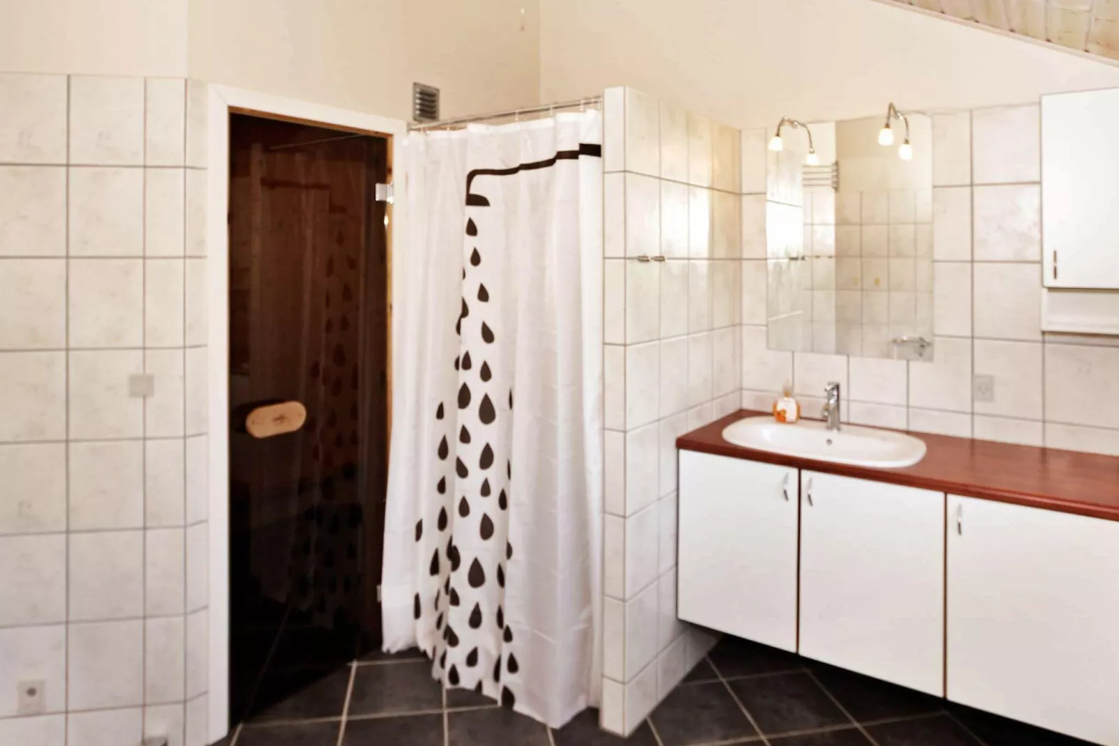 Luxe retraite met spa -- By Traum Ferienwohnungen-Binnen