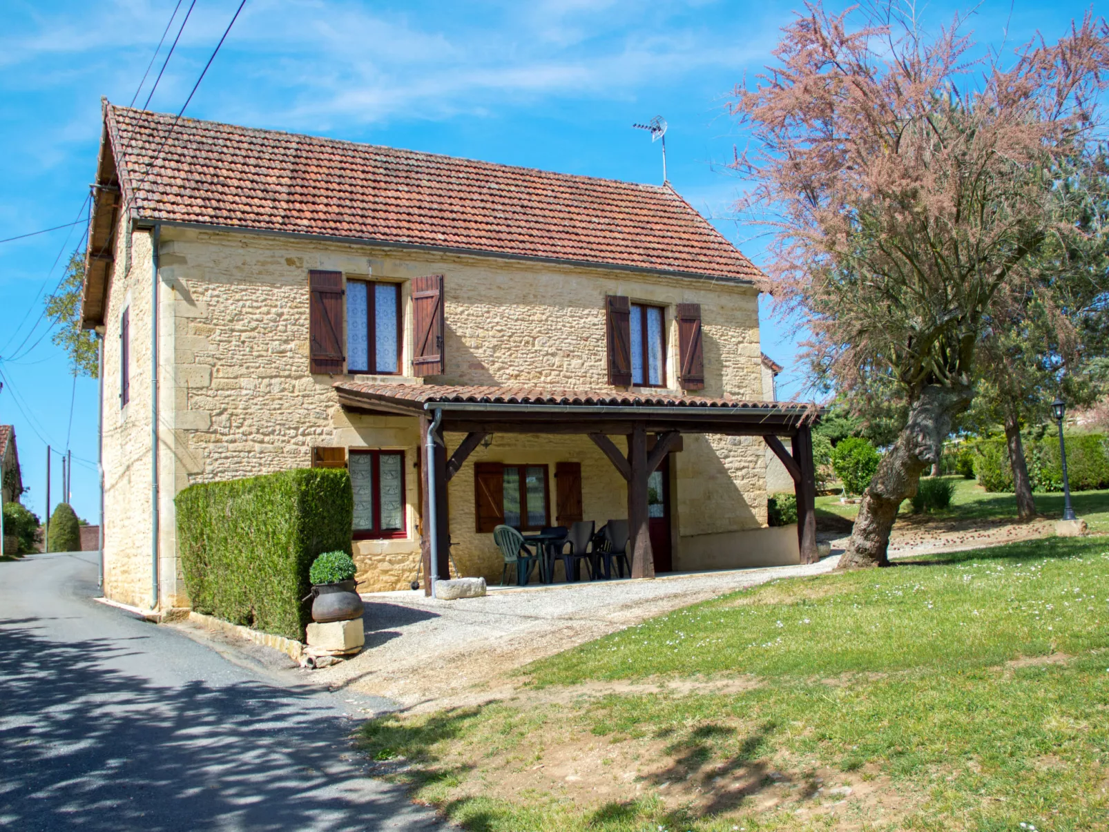 La Pervoisie (CNX200)-Buiten