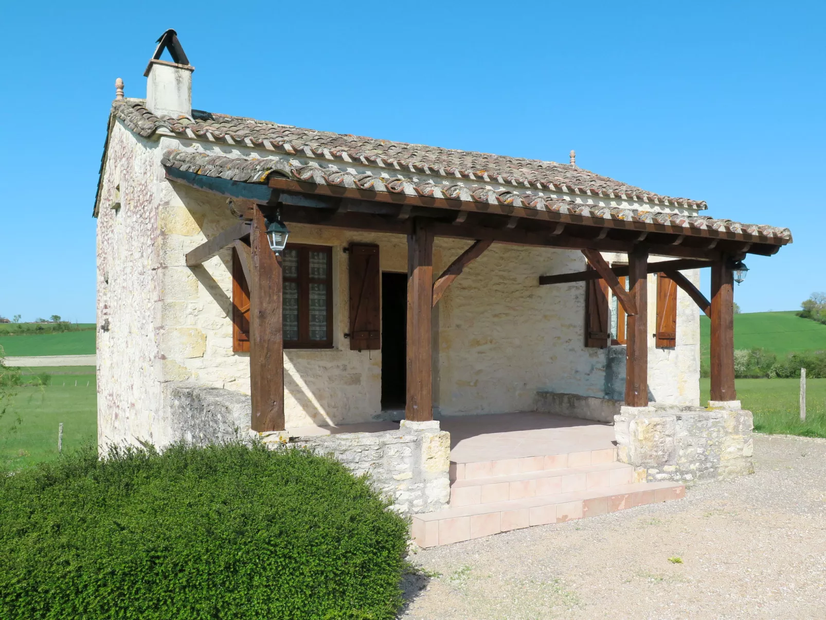 La Bergerie-Buiten