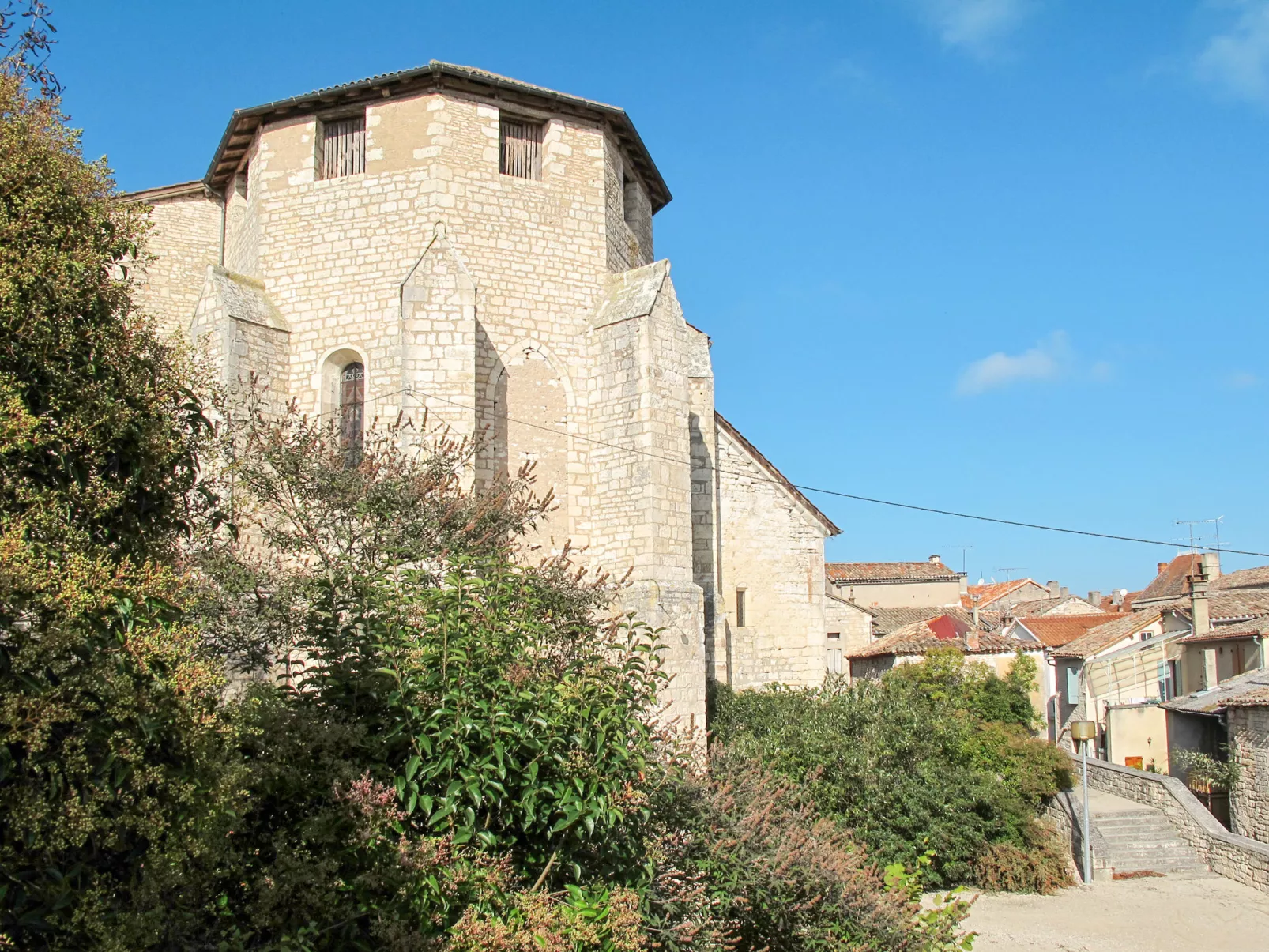 La Bergerie-Omgeving