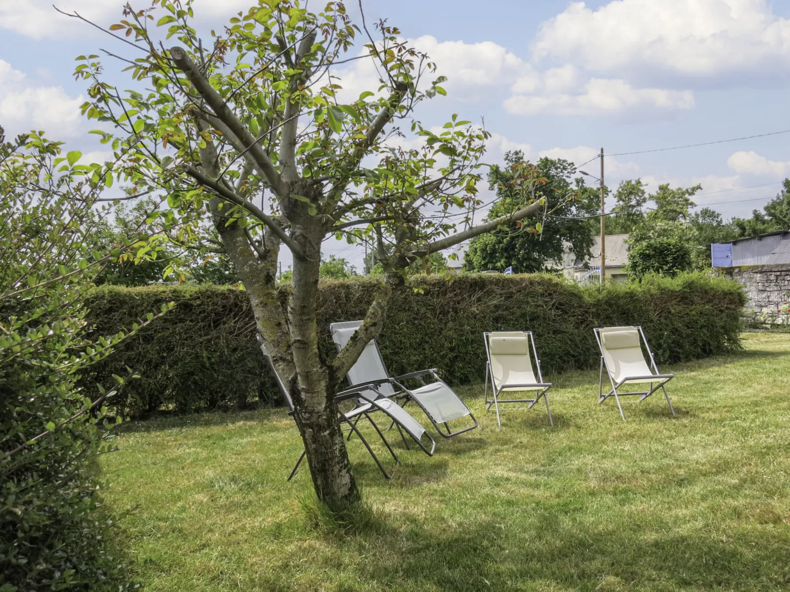 Gîte Le Landhuismes-Buiten