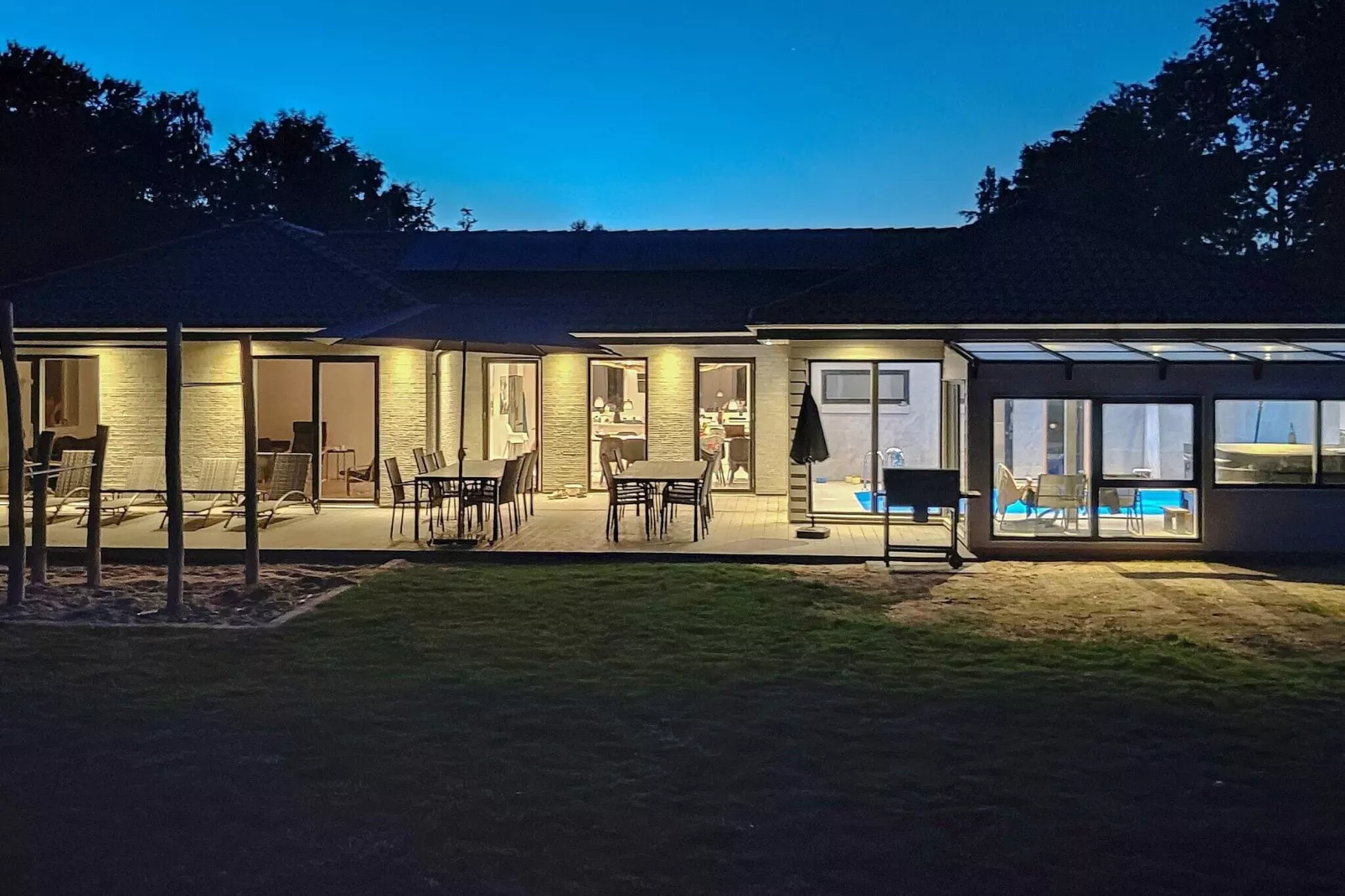 16 persoons vakantie huis in Glesborg-Buitenlucht