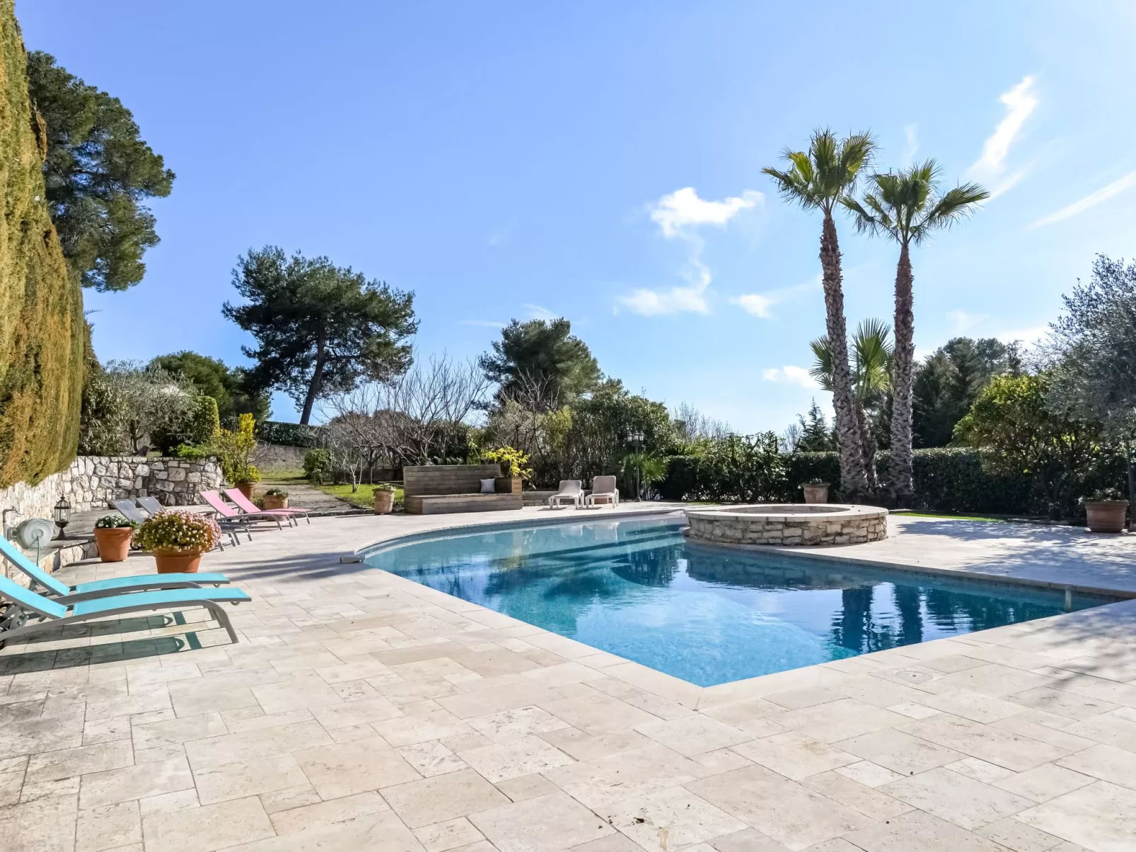 Le mas provencal-Buiten