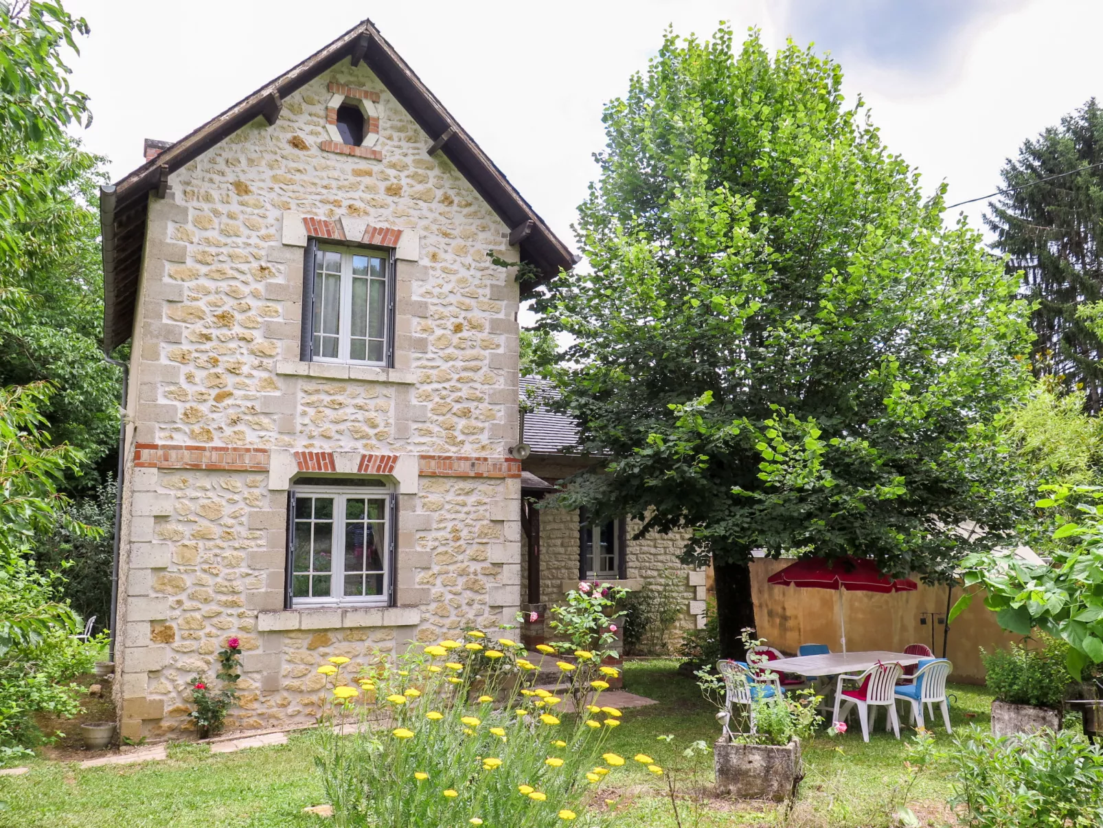 La Montjoie-Buiten