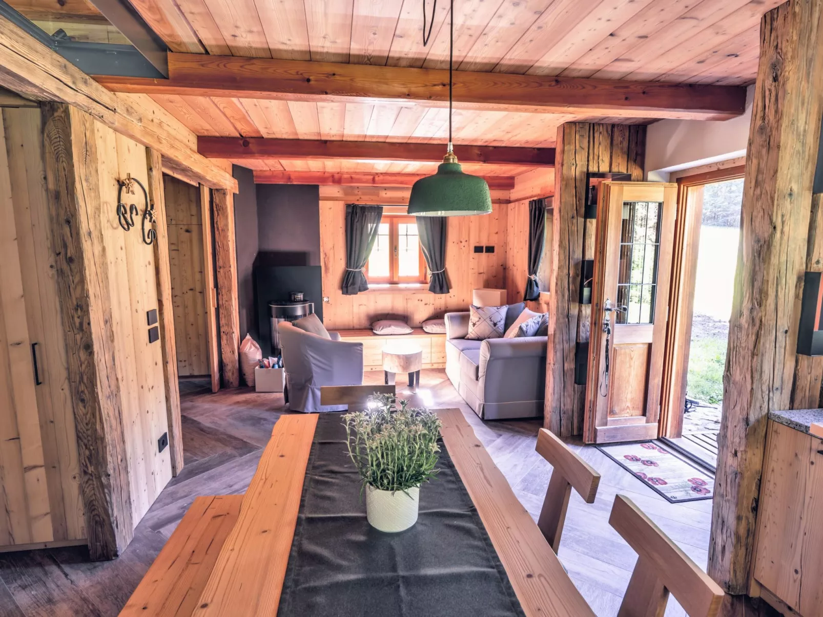 Baita Valon Alpine Hideaway