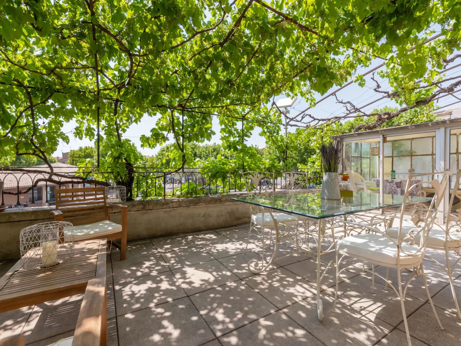 La Terrasse des Vignes-Buiten