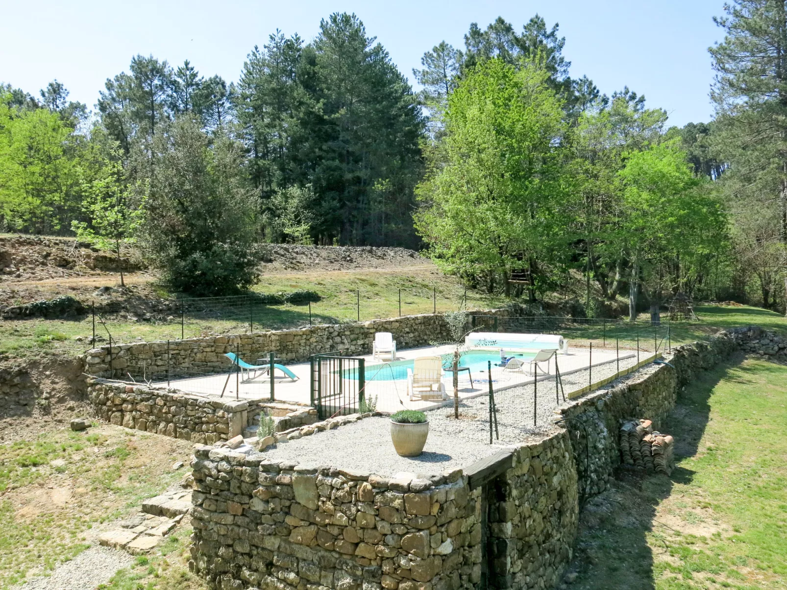 Le Moulin-Binnen