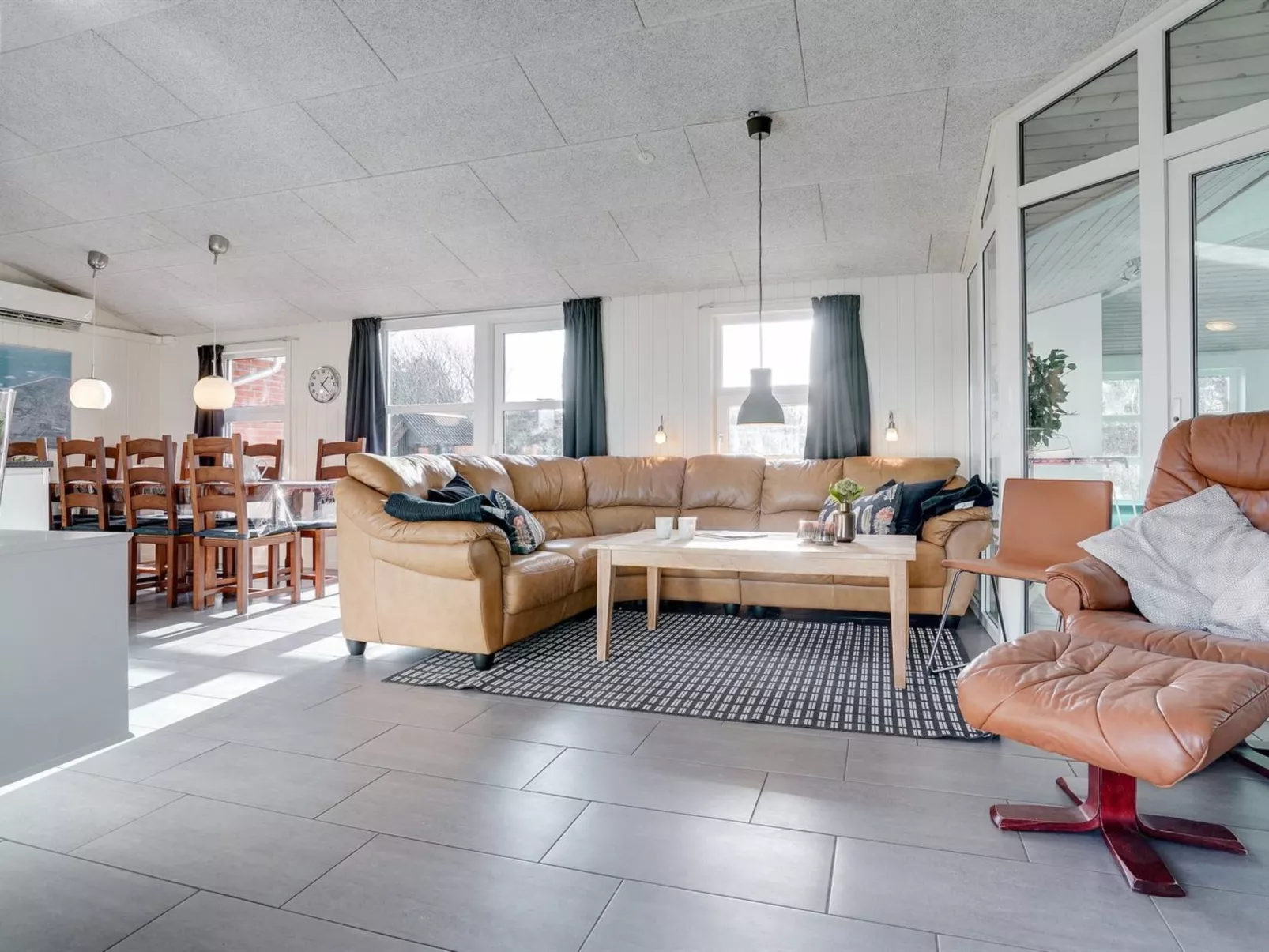 "Jonke" - 800m from the sea-Binnen