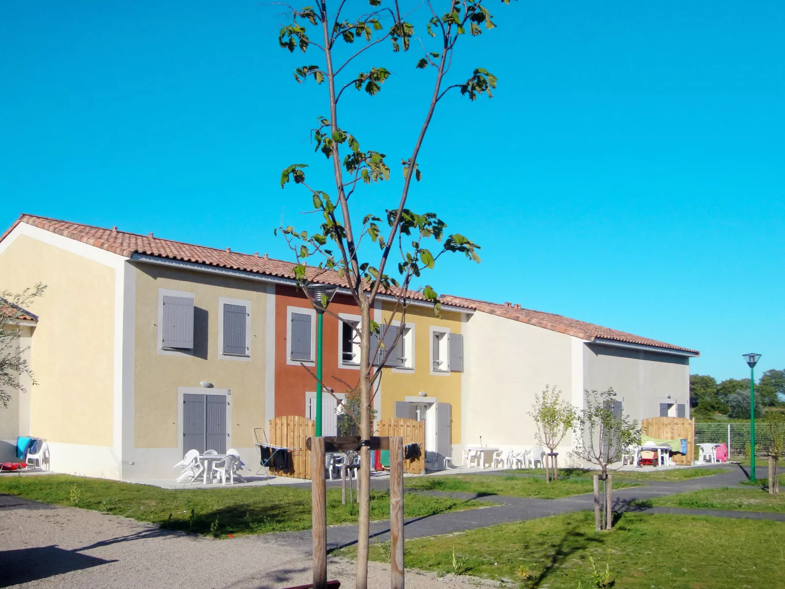 Domaine d'Ensérune-Buiten