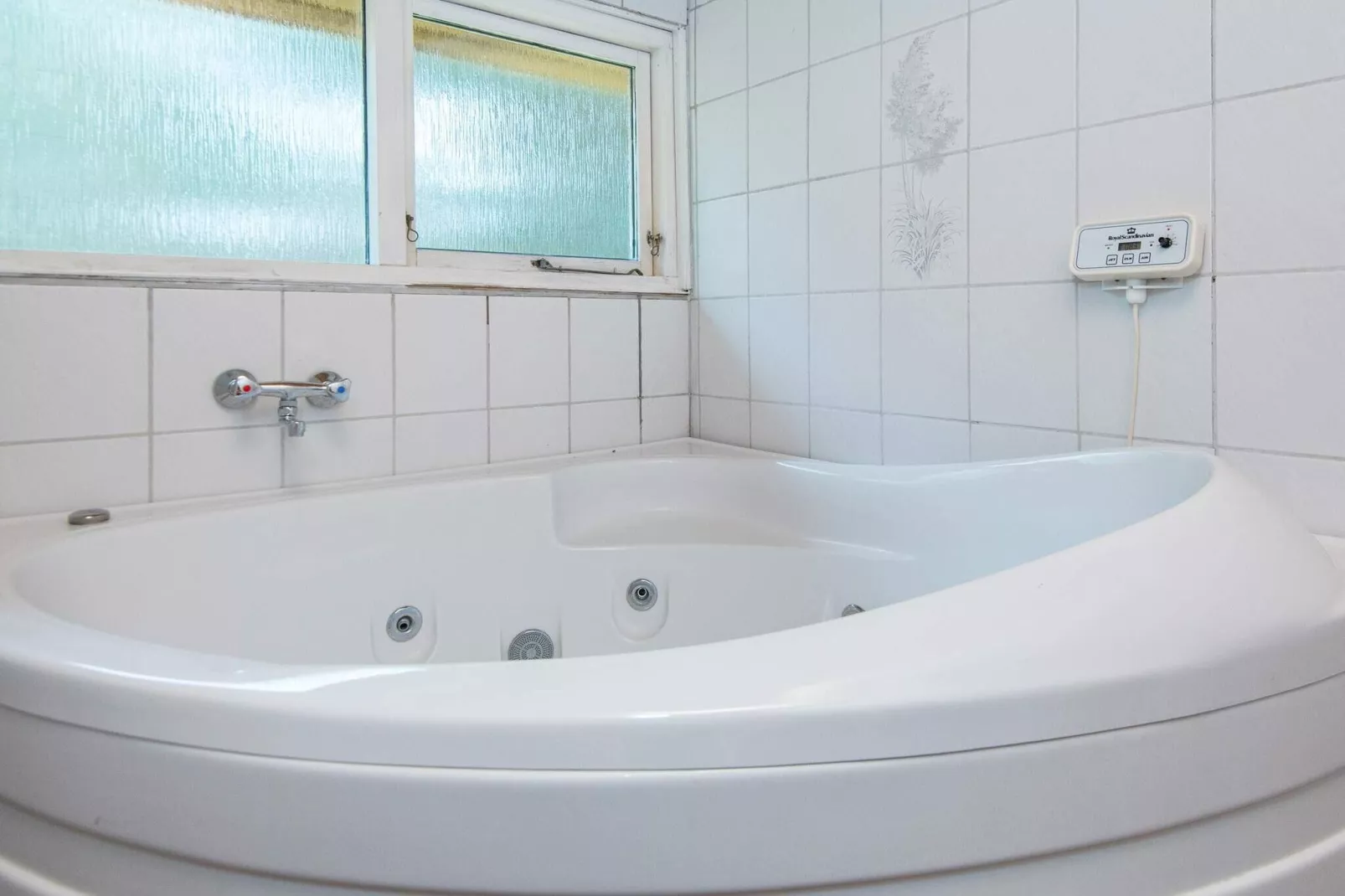 Modern vakantiehuis in Grenaa met overdekt bubbelbad