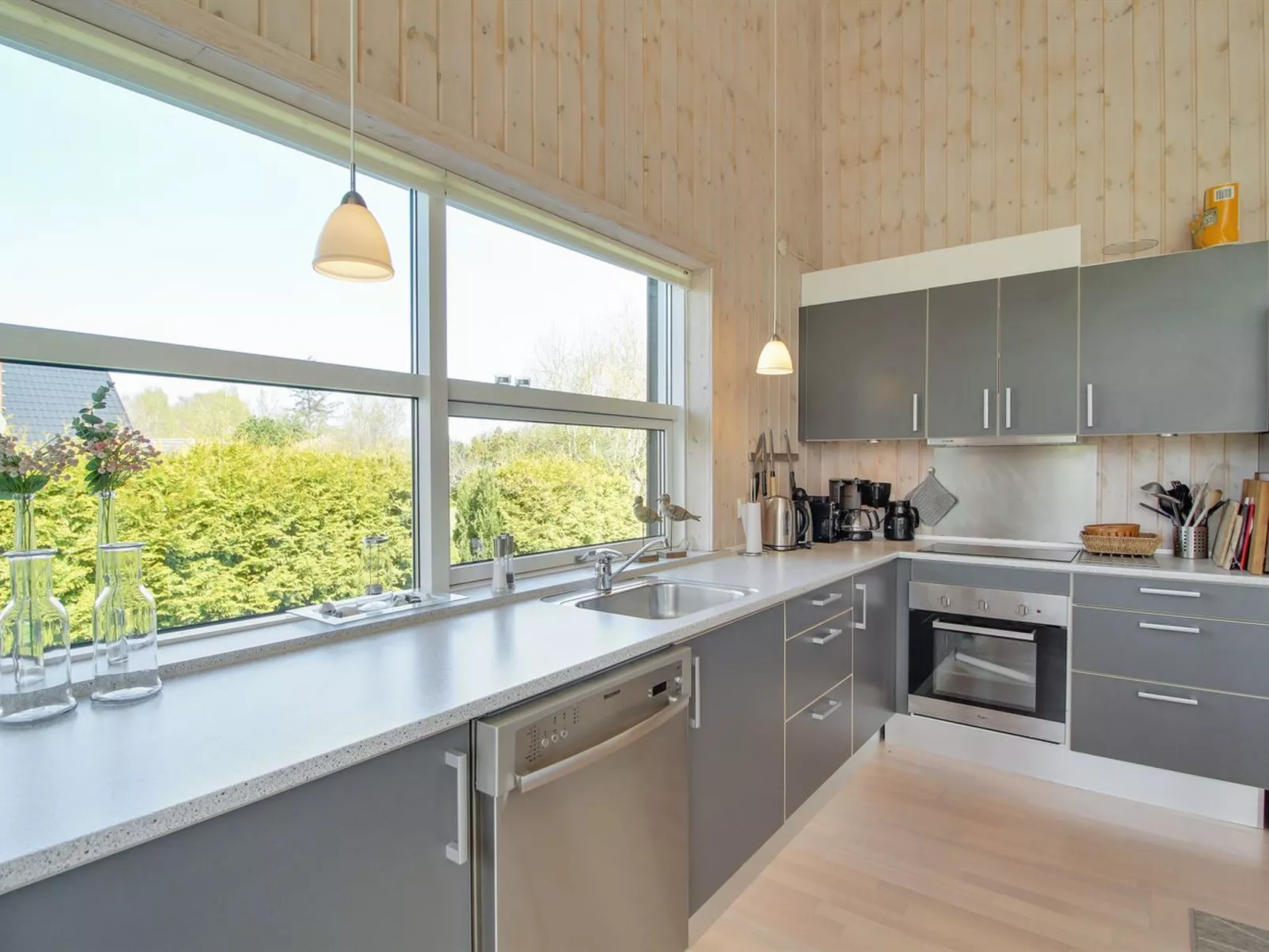"Arold" - 800m from the sea-Binnen