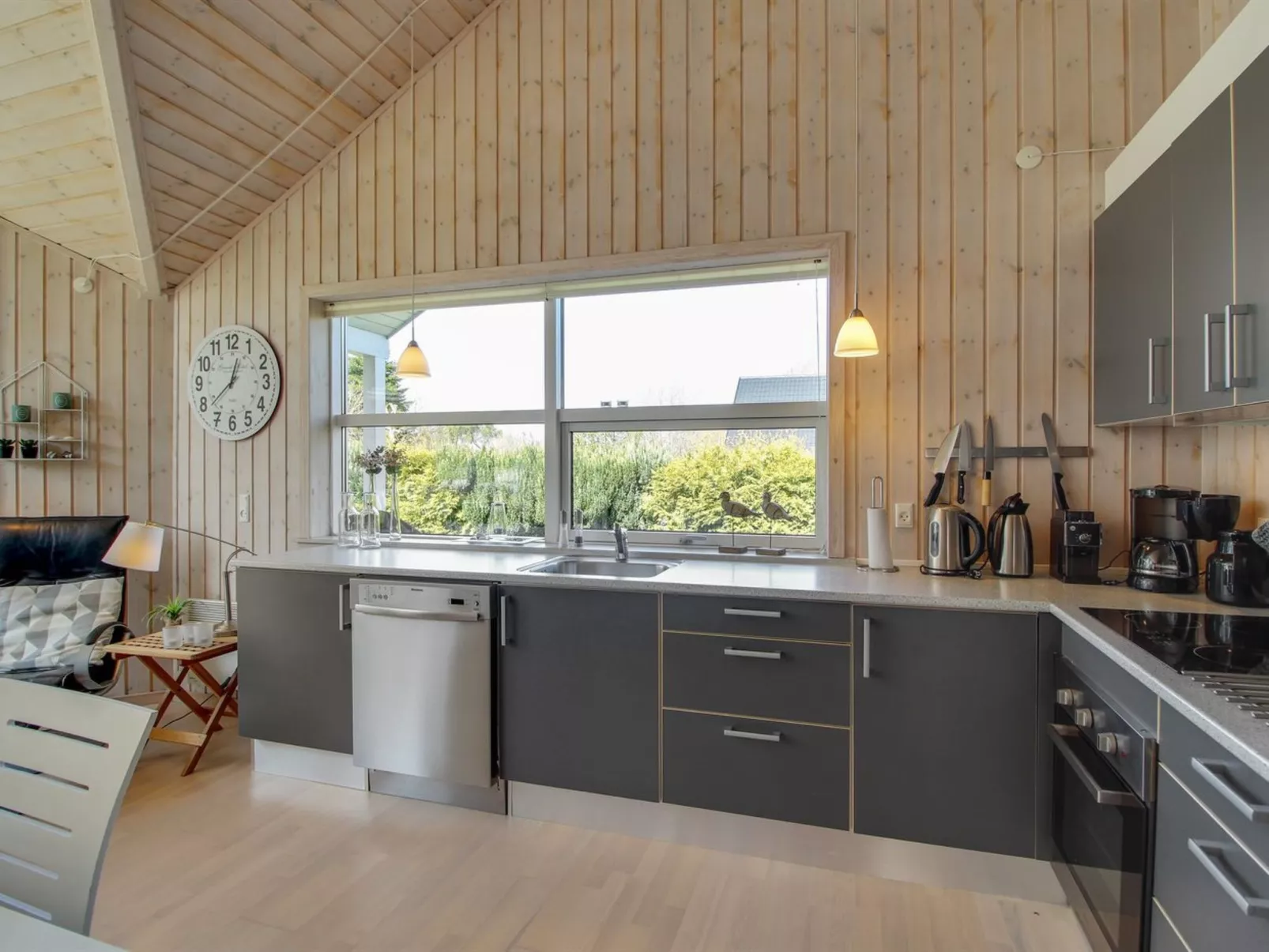 "Arold" - 800m from the sea-Binnen