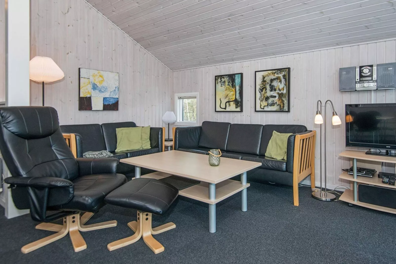 Ruim vakantiehuis in Ebeltoft met terras