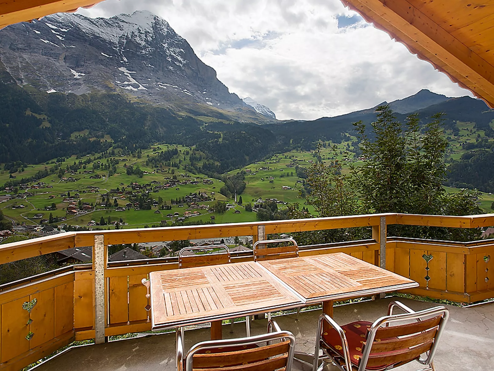 Chalet Tuftstein-Buiten