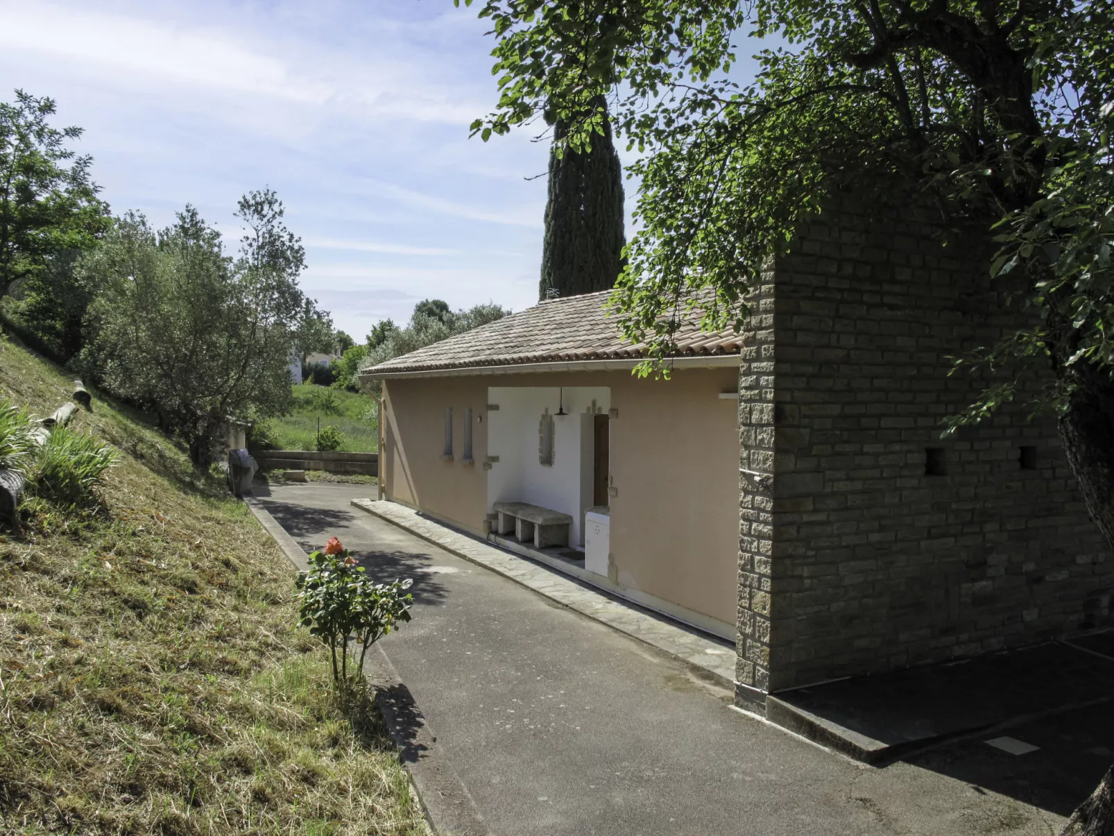 La Vaugine-Buiten