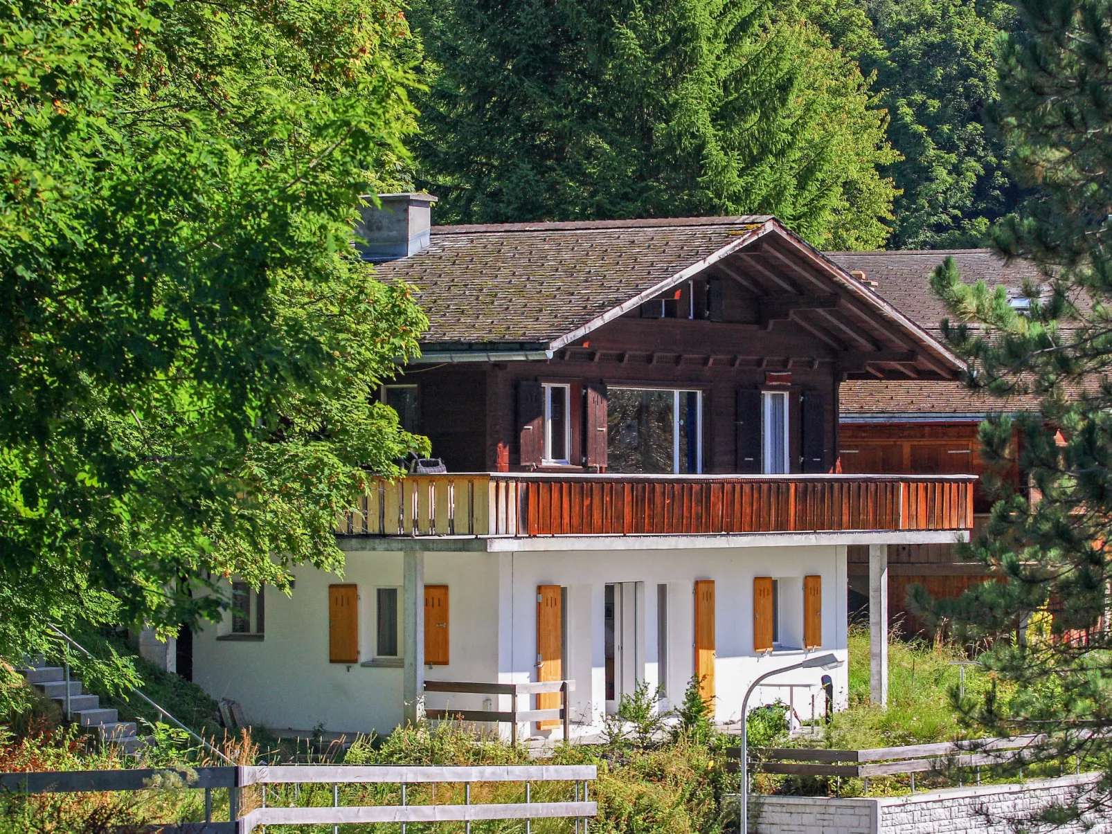 Chalet Holzwurm-Buiten